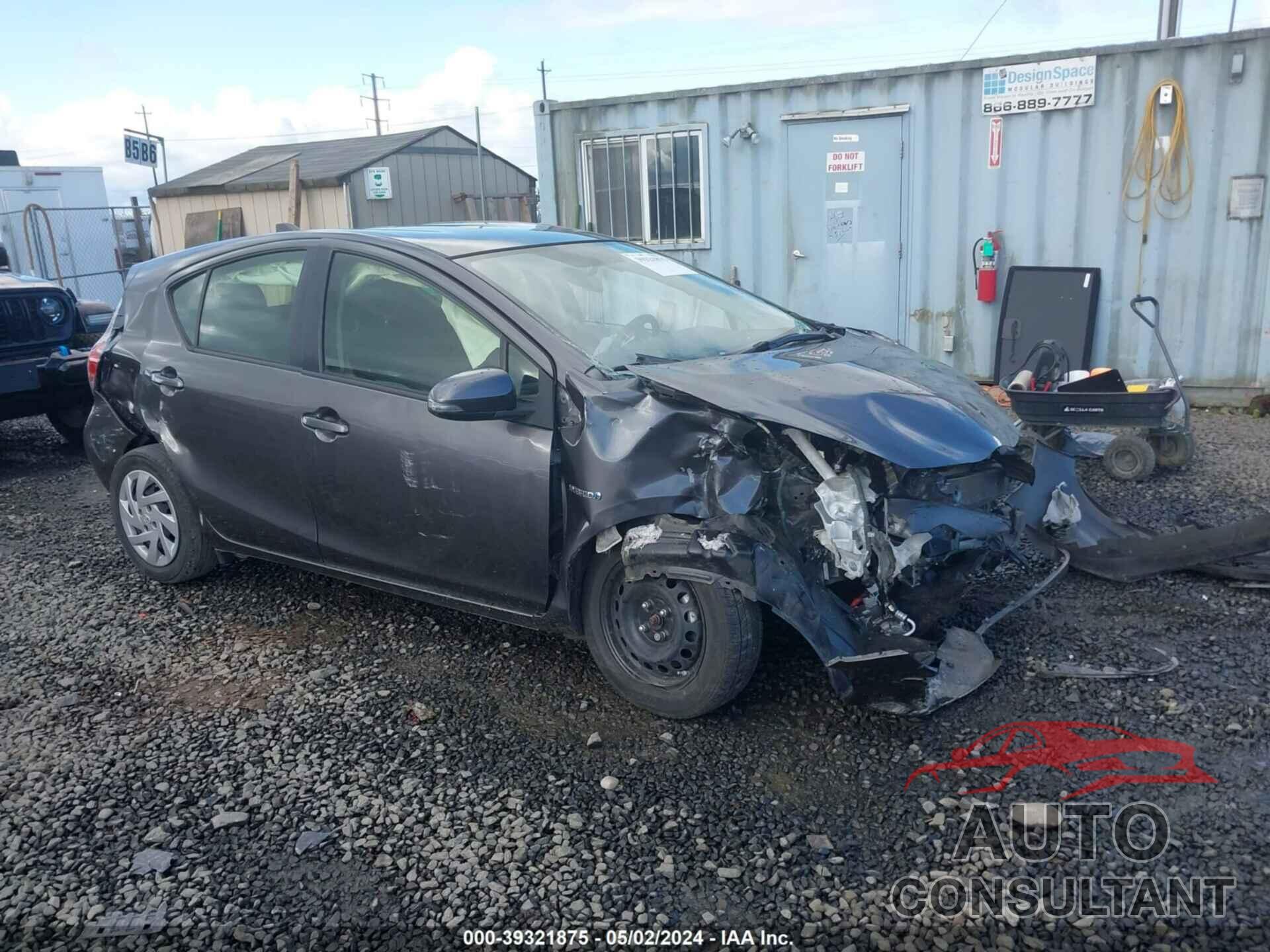 TOYOTA PRIUS C 2015 - JTDKDTB36F1110186