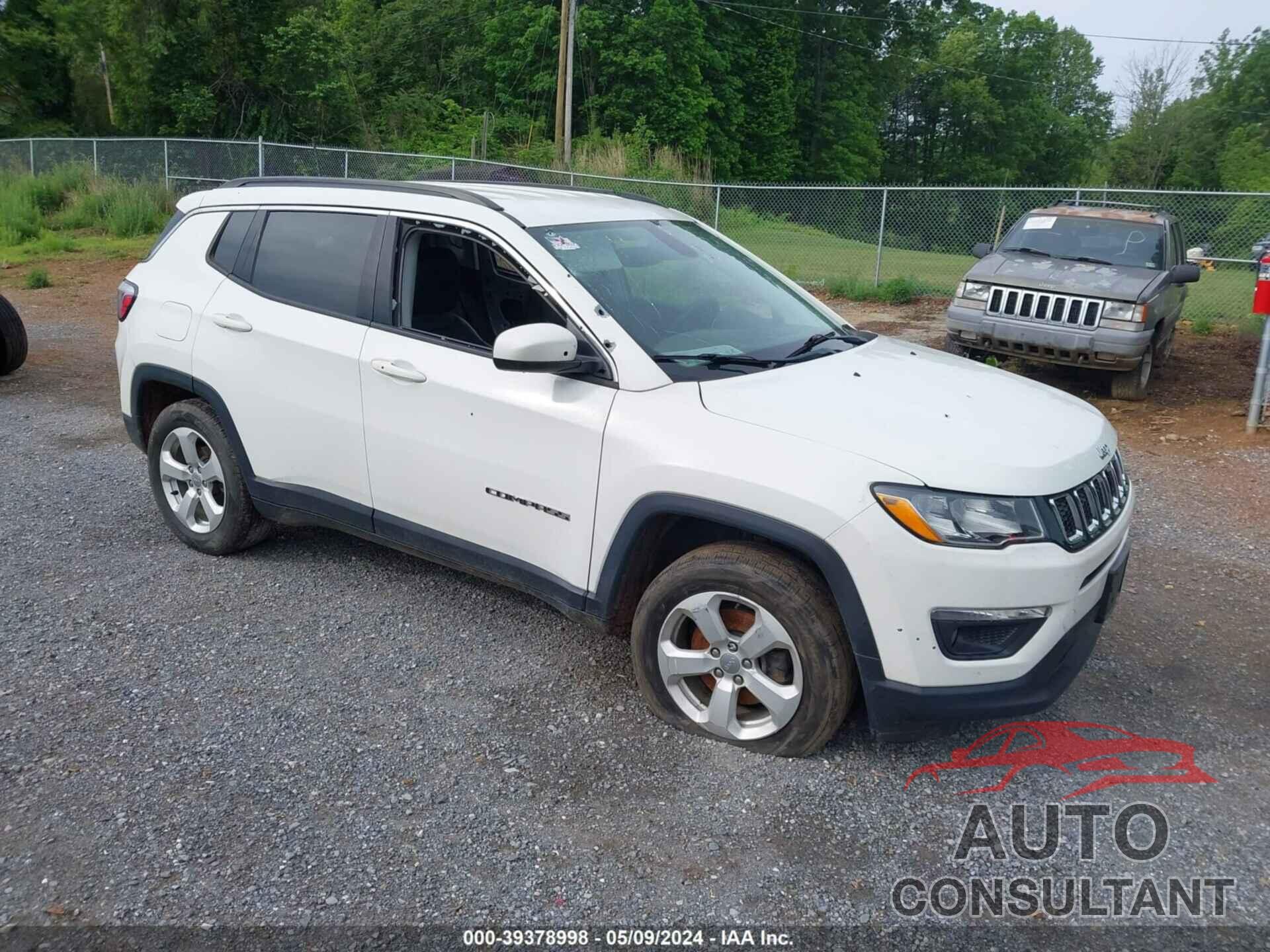 JEEP COMPASS 2018 - 3C4NJDBB9JT231525