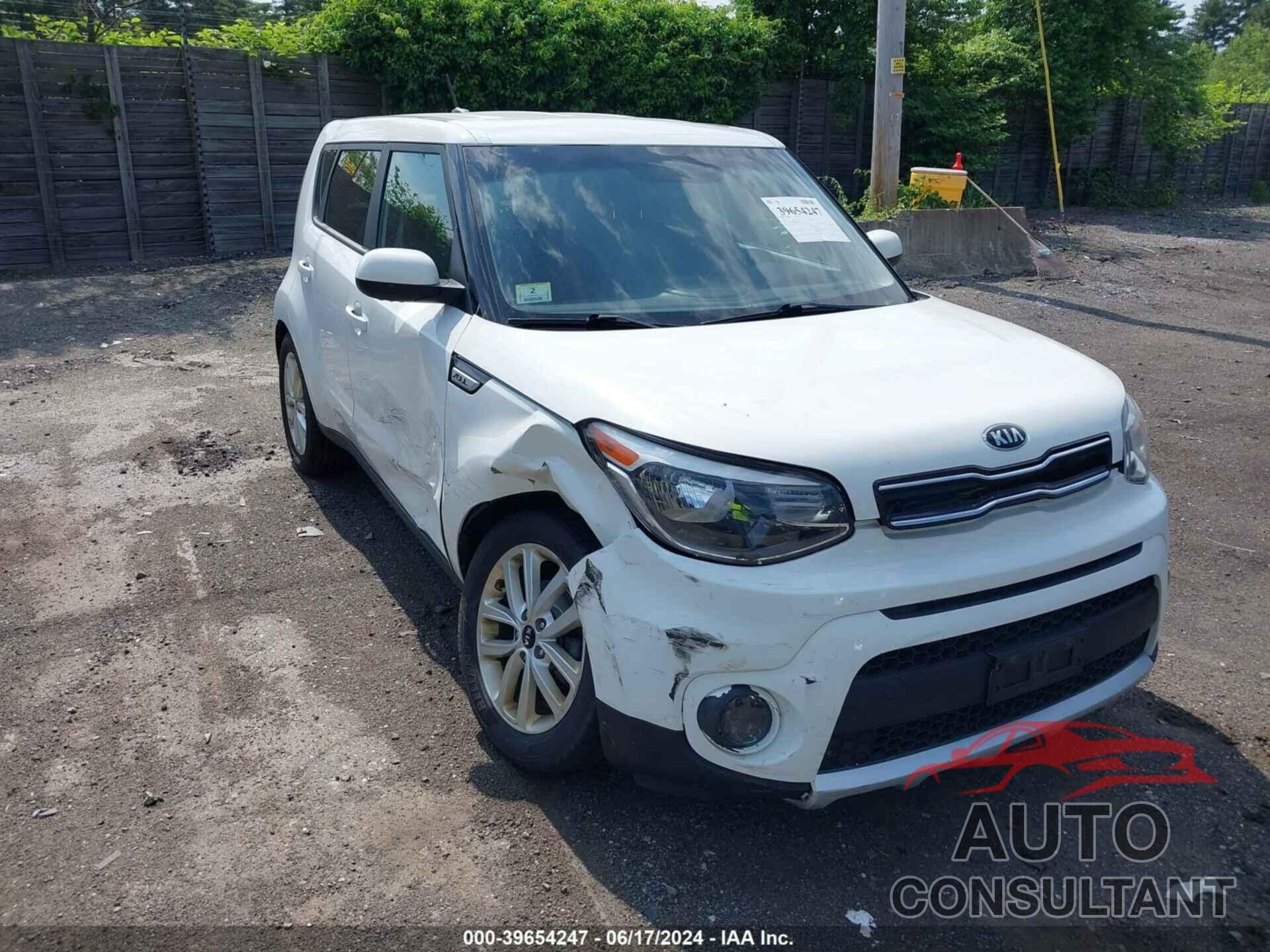 KIA SOUL 2018 - KNDJP3A5XJ7889796