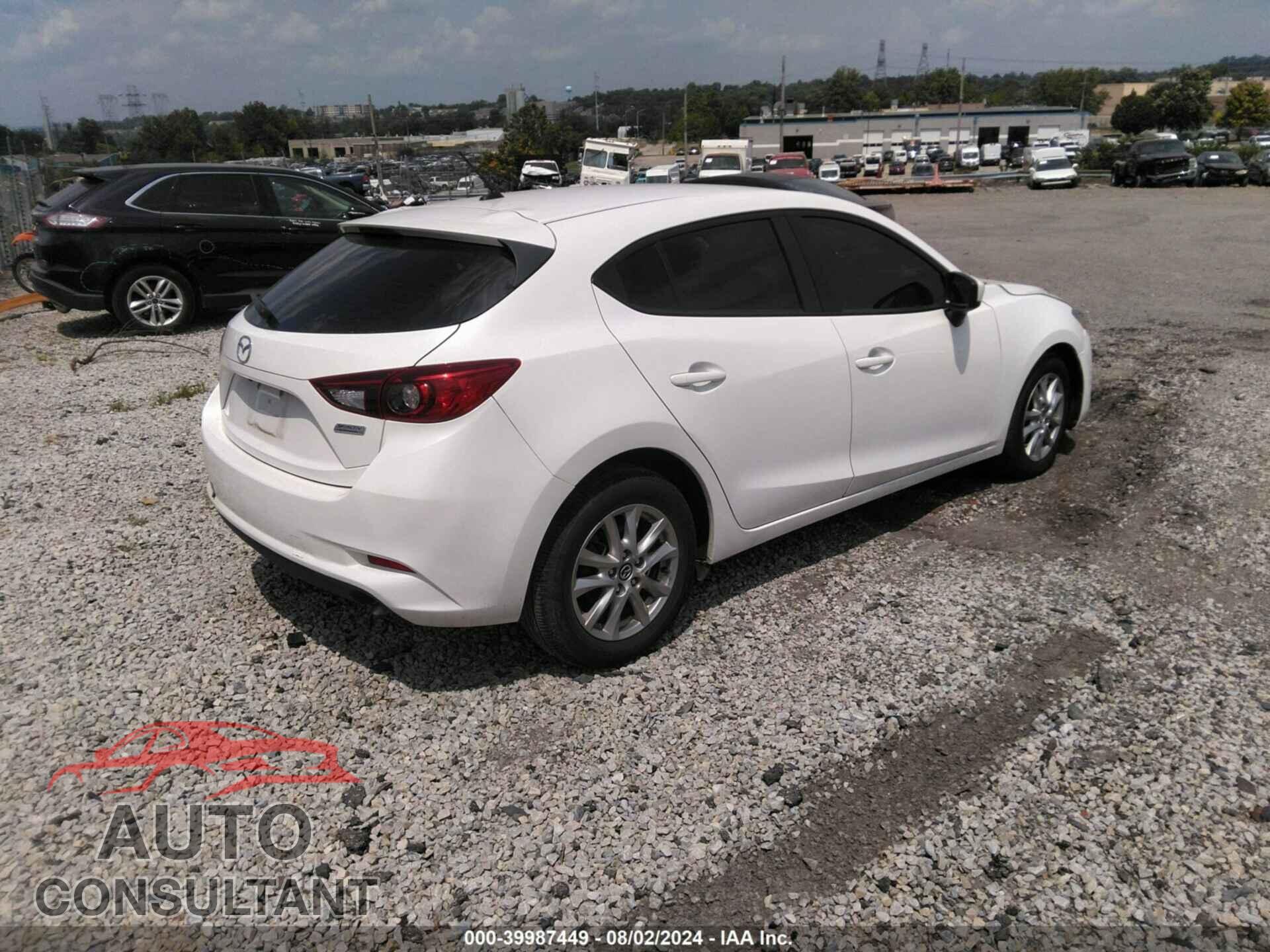 MAZDA MAZDA3 2018 - 3MZBN1K73JM202918