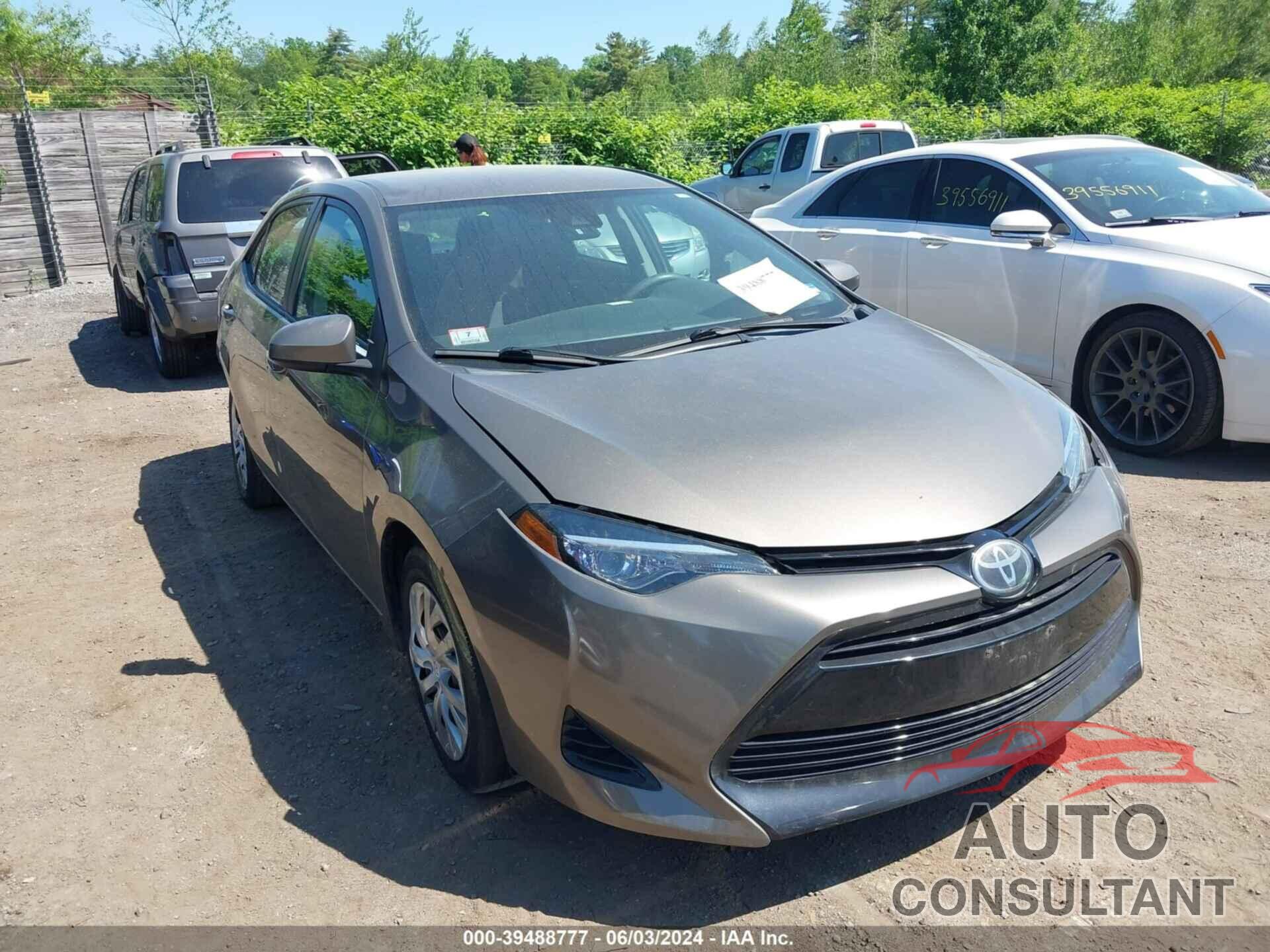 TOYOTA COROLLA 2017 - 2T1BURHE8HC929579
