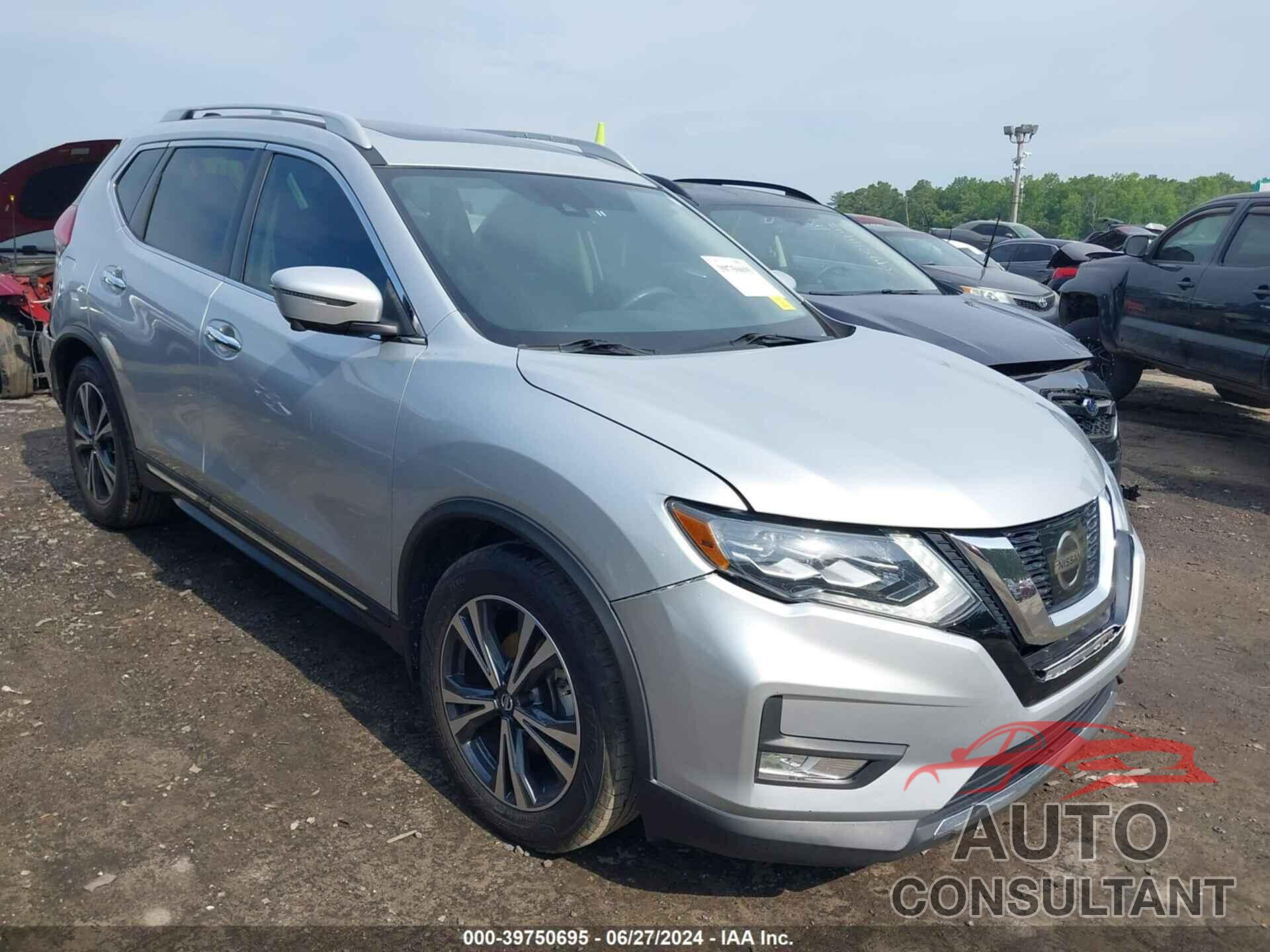 NISSAN ROGUE 2017 - 5N1AT2MT0HC760351