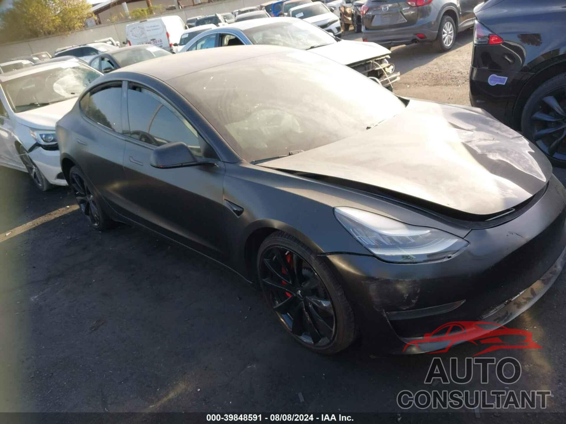 TESLA MODEL 3 2018 - 5YJ3E1EB7JF081810