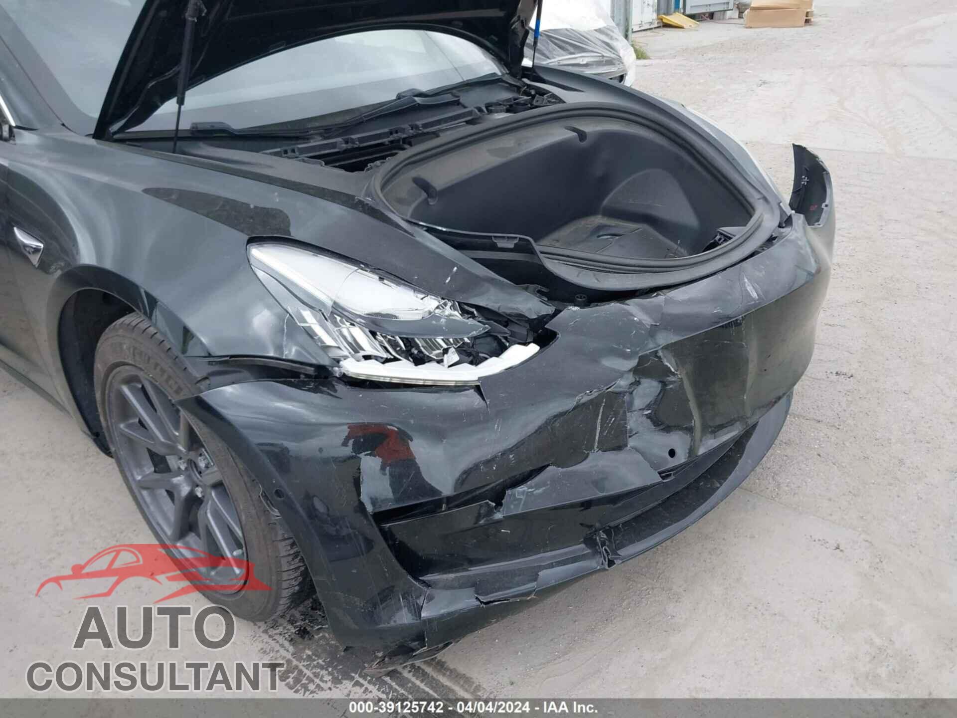 TESLA MODEL 3 2018 - 5YJ3E1EA2JF039925