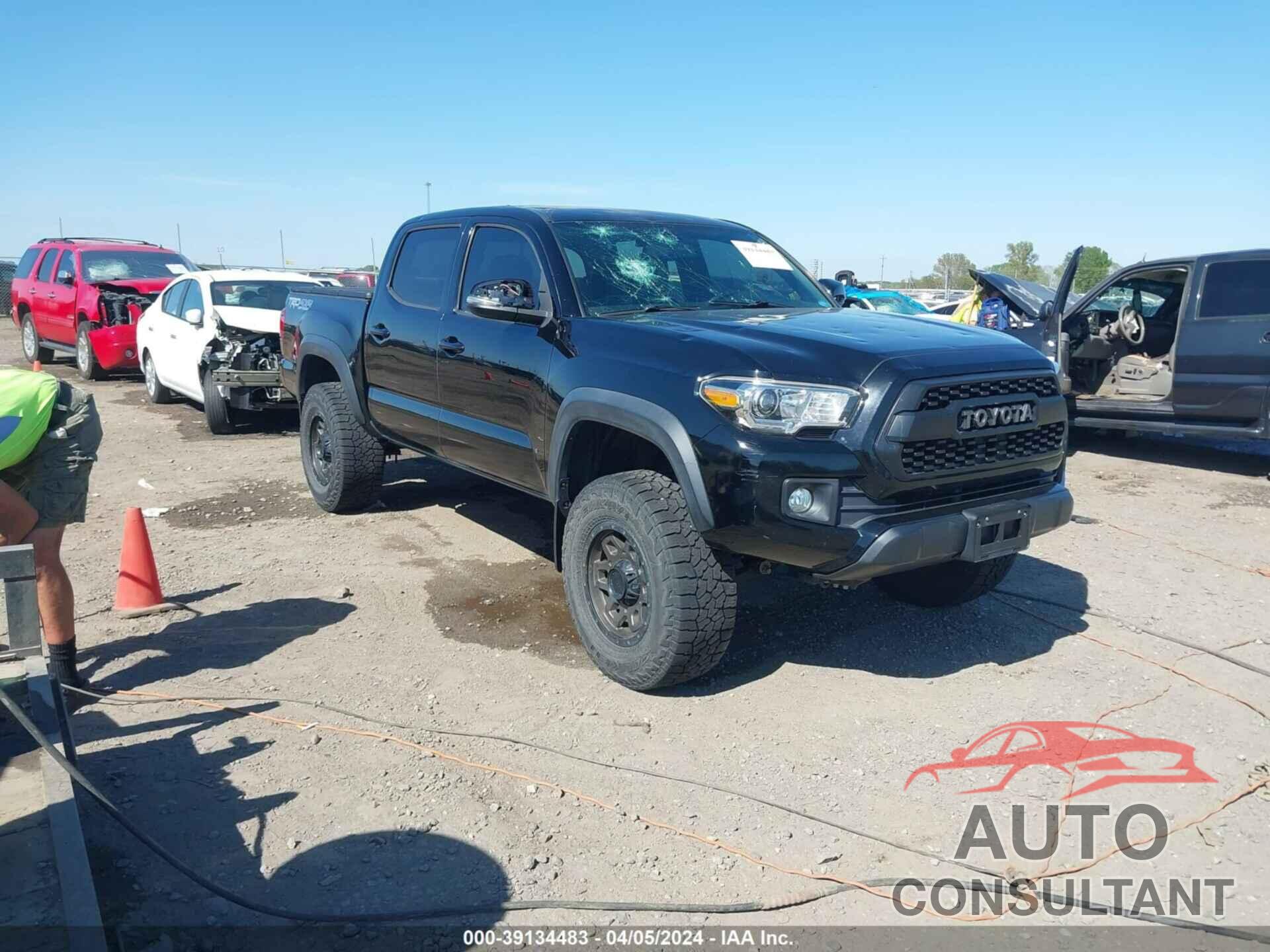 TOYOTA TACOMA 2017 - 5TFCZ5AN7HX081088