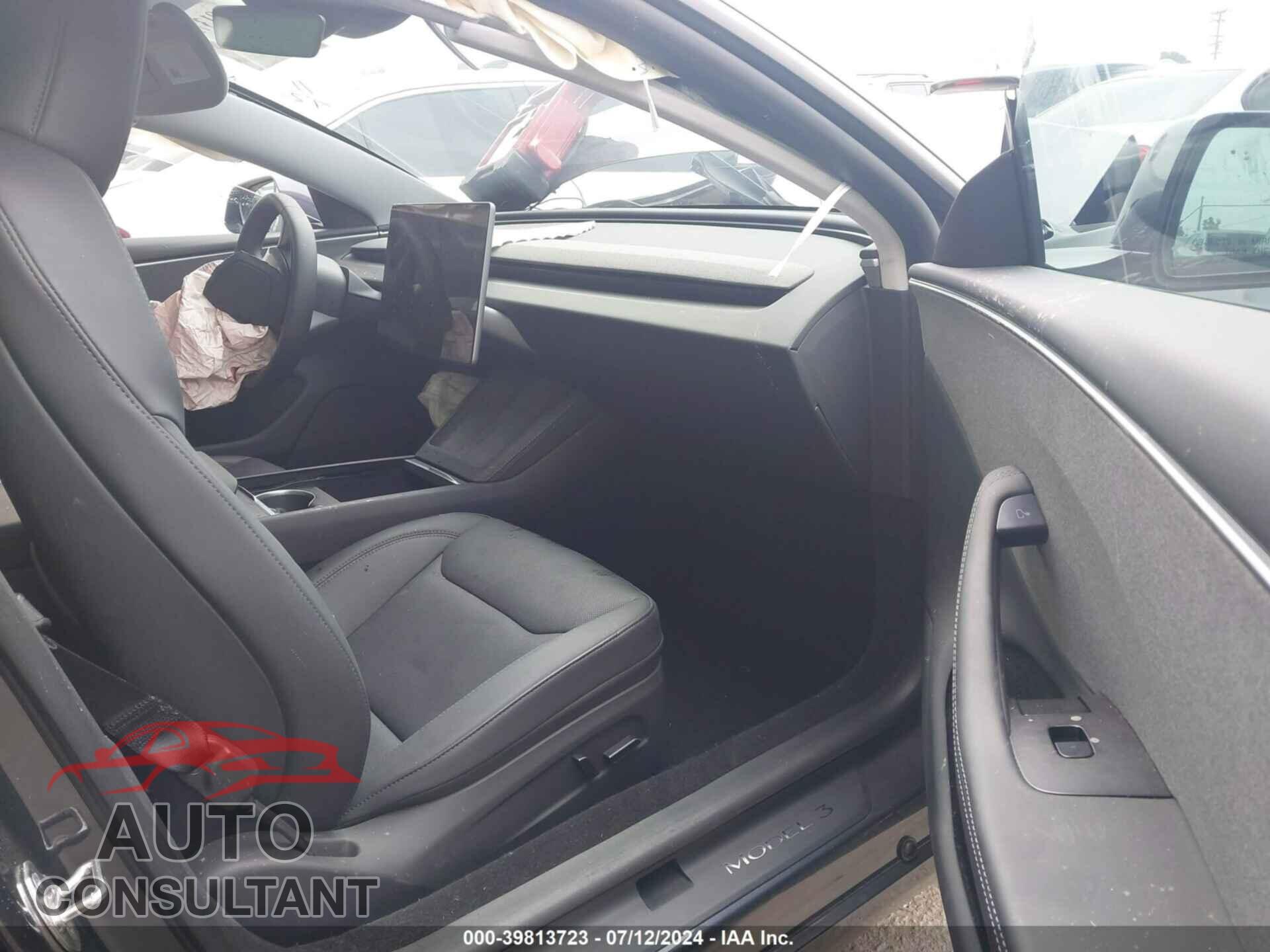 TESLA MODEL 3 2024 - 5YJ3E1EA0RF730446