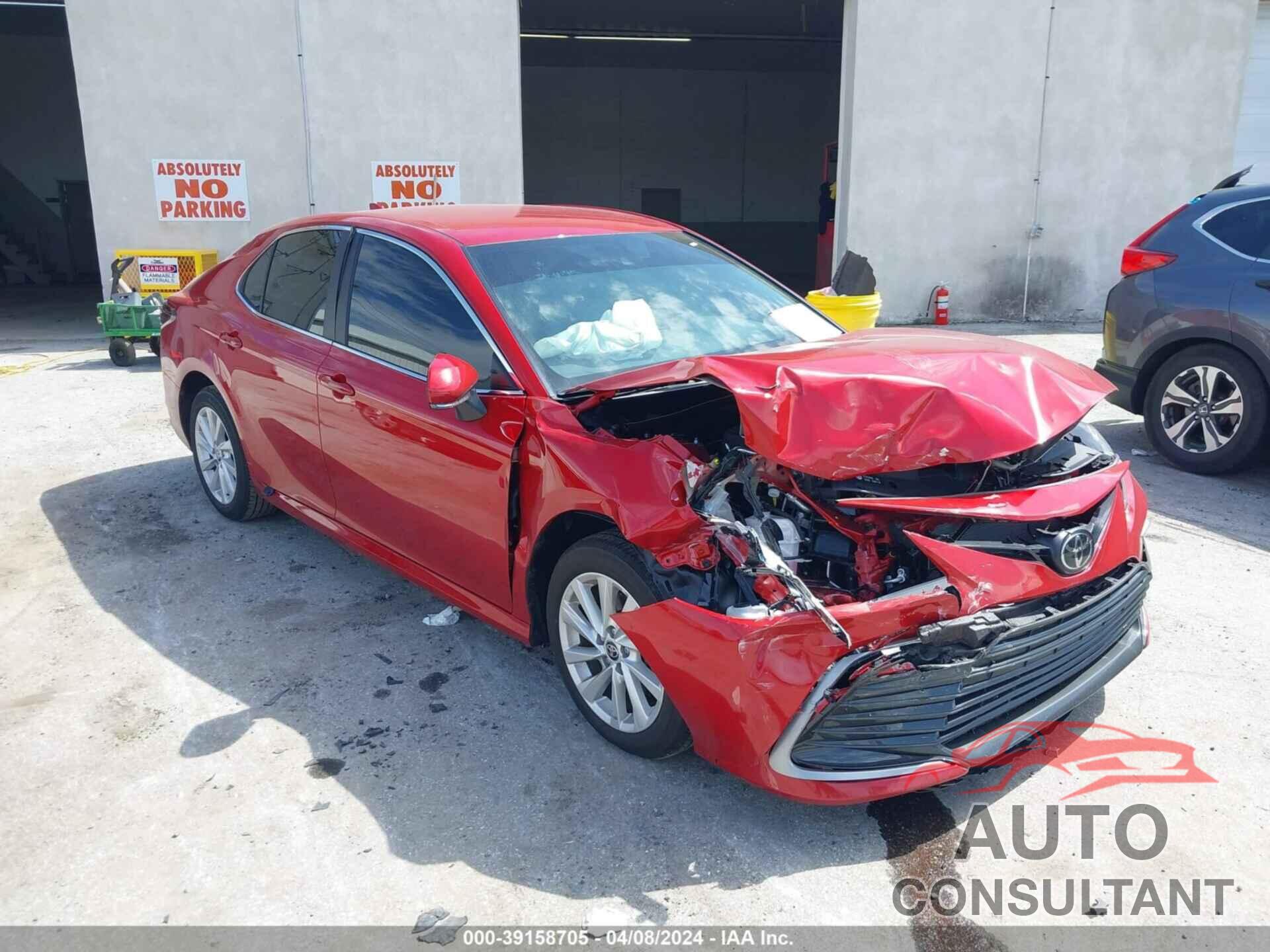 TOYOTA CAMRY 2024 - 4T1C11AK5RU217450