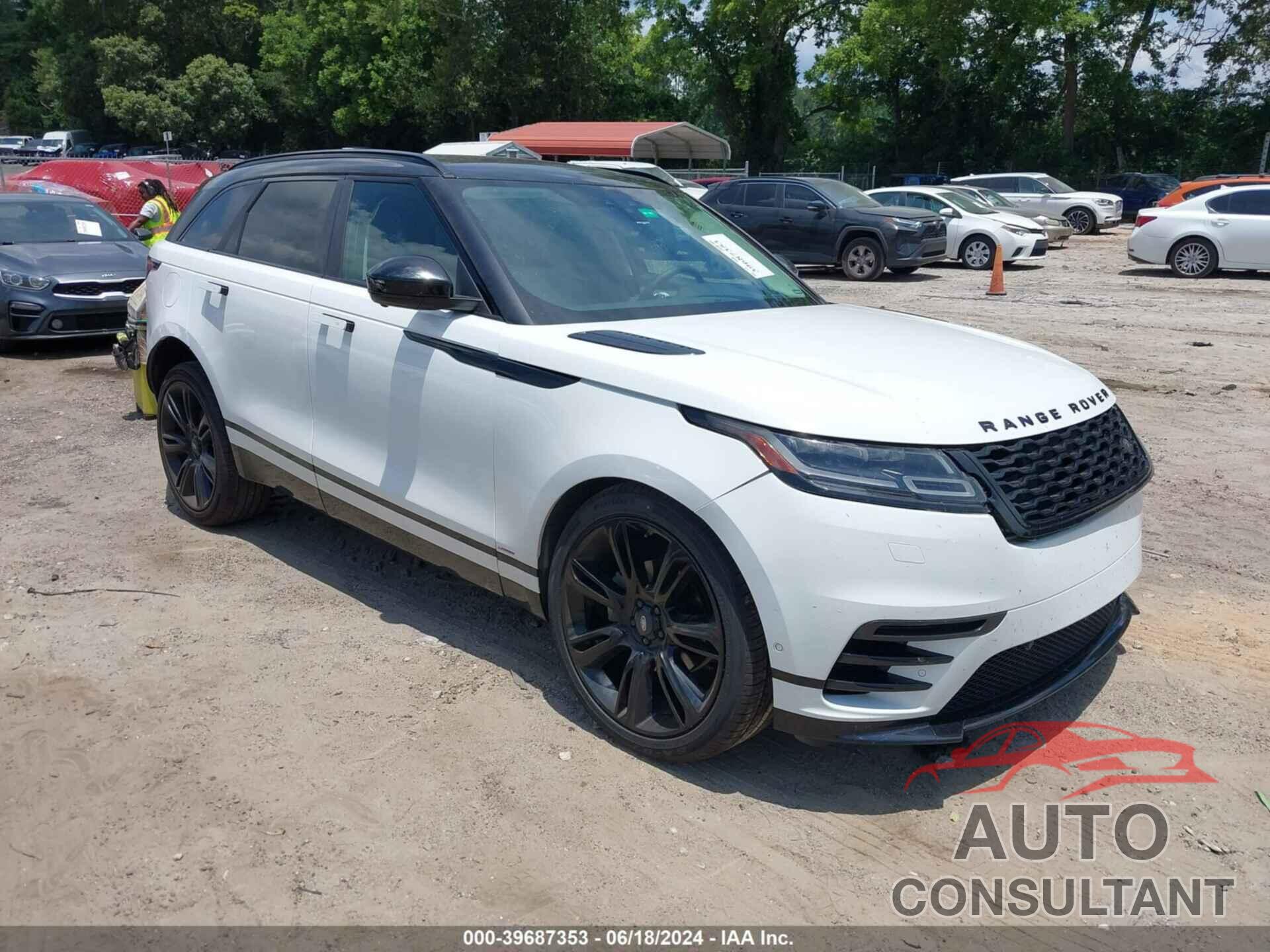 LAND ROVER RANGE ROVER VELAR 2018 - SALYM2RX5JA761002