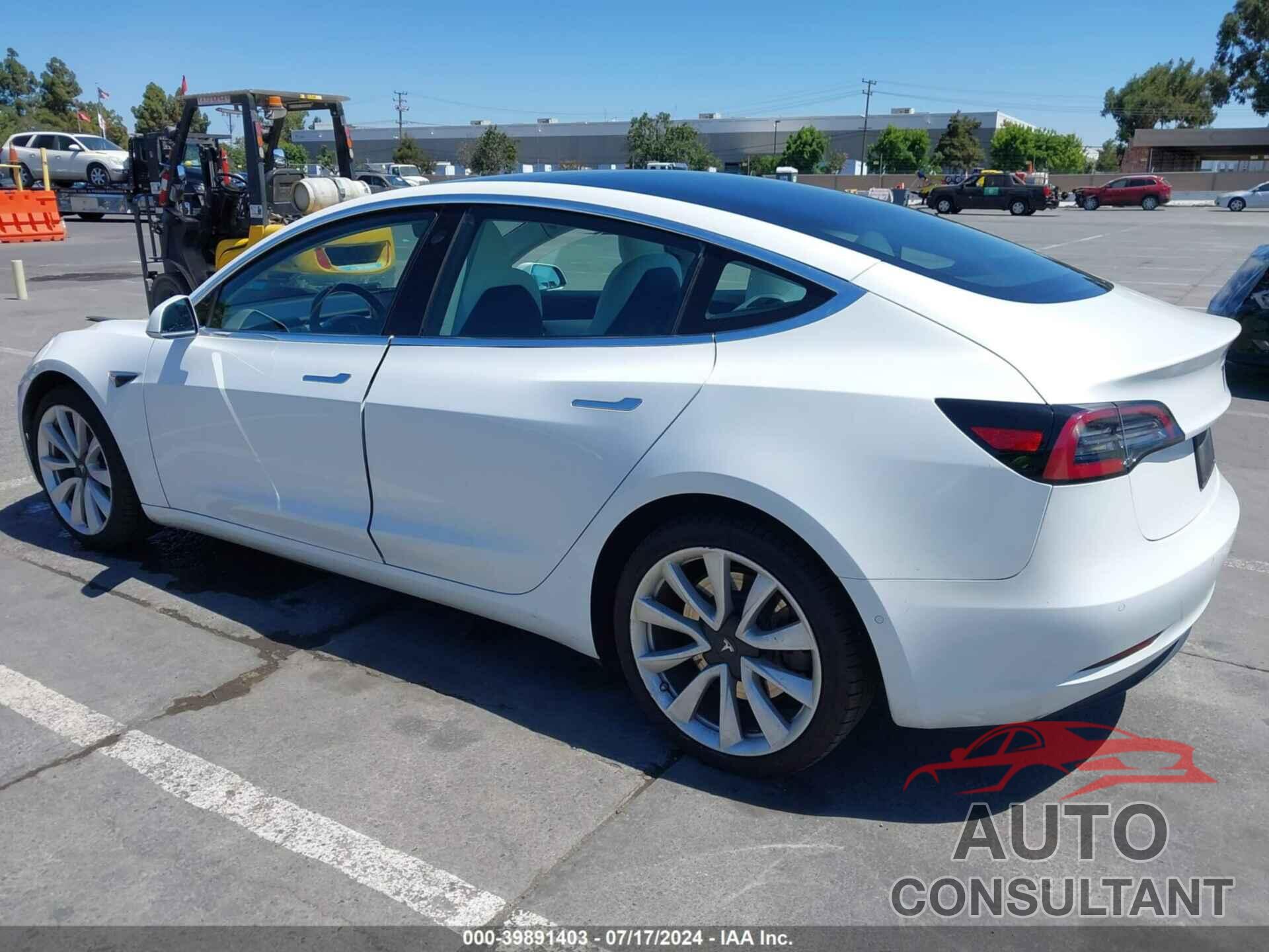 TESLA MODEL 3 2019 - 5YJ3E1EAXKF302650