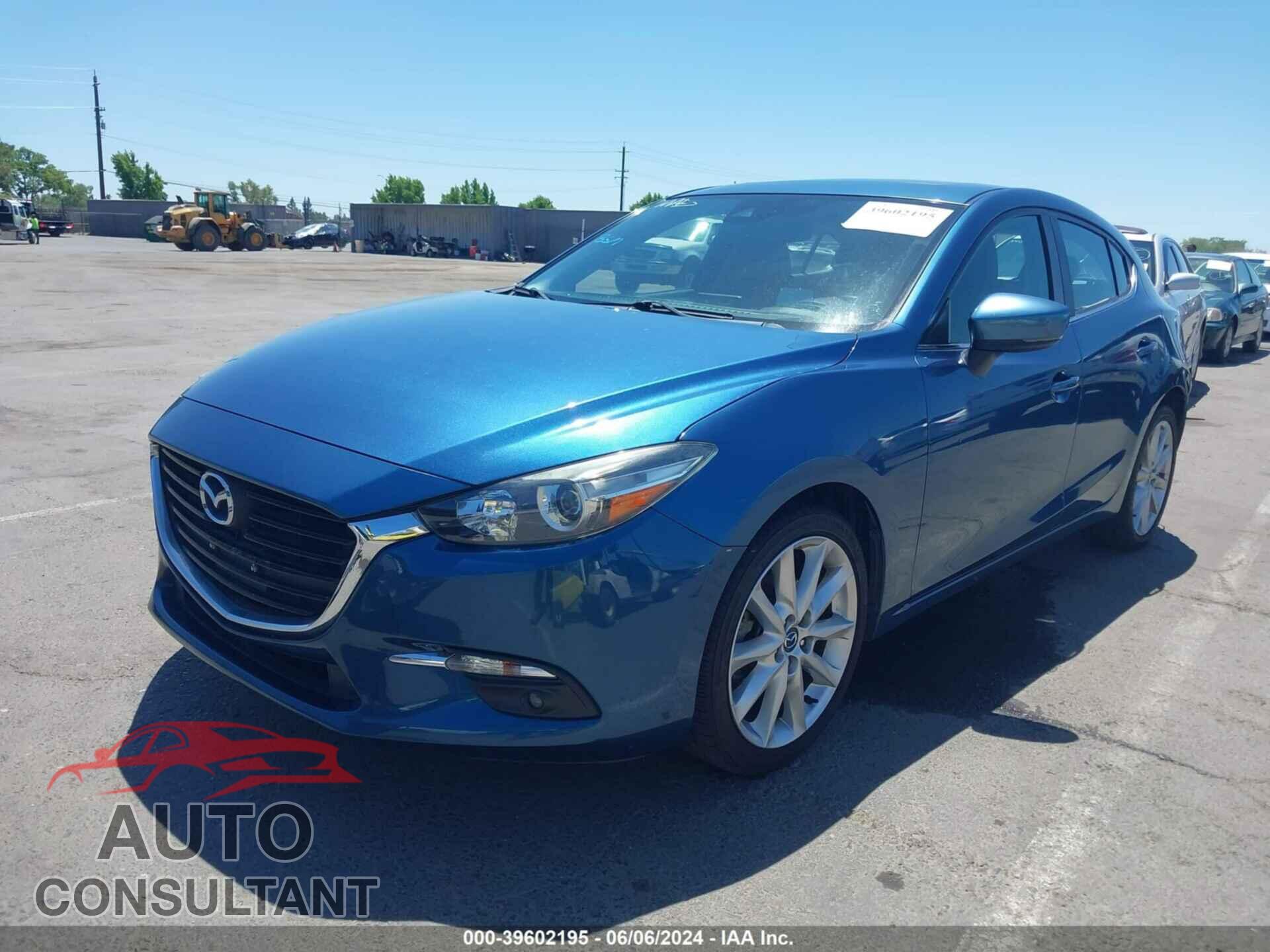 MAZDA MAZDA3 2017 - JM1BN1M32H1133465