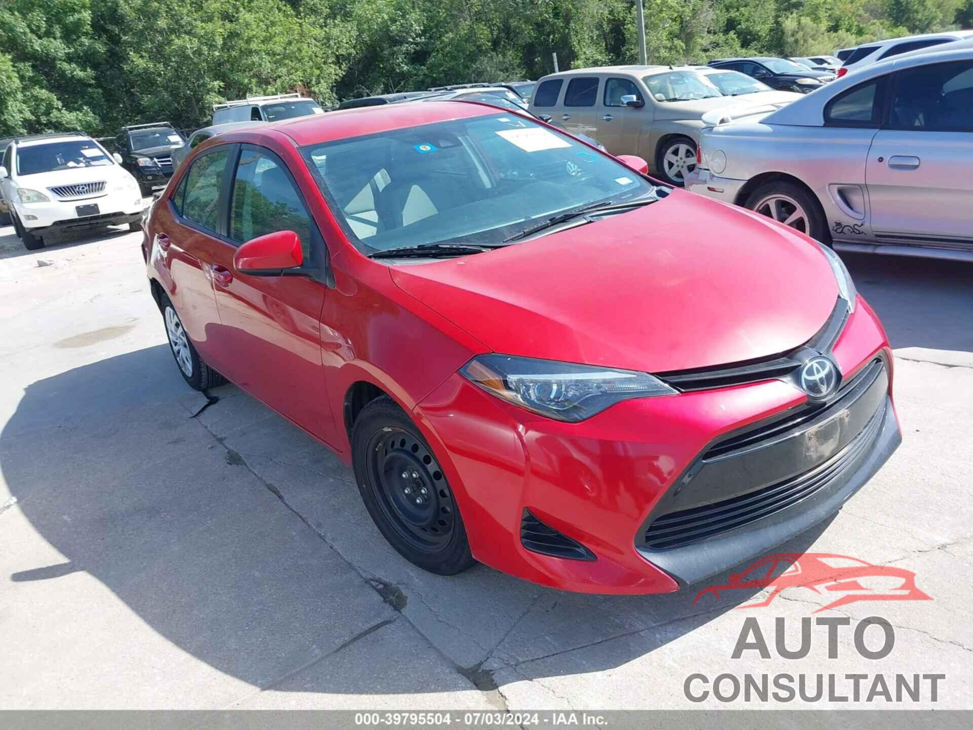 TOYOTA COROLLA 2018 - 5YFBURHE2JP835106