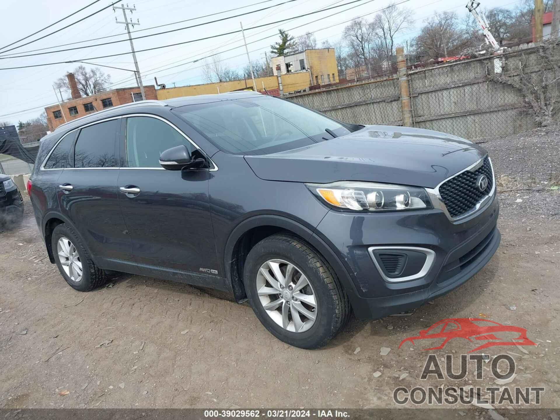 KIA SORENTO 2017 - 5XYPGDA52HG291151