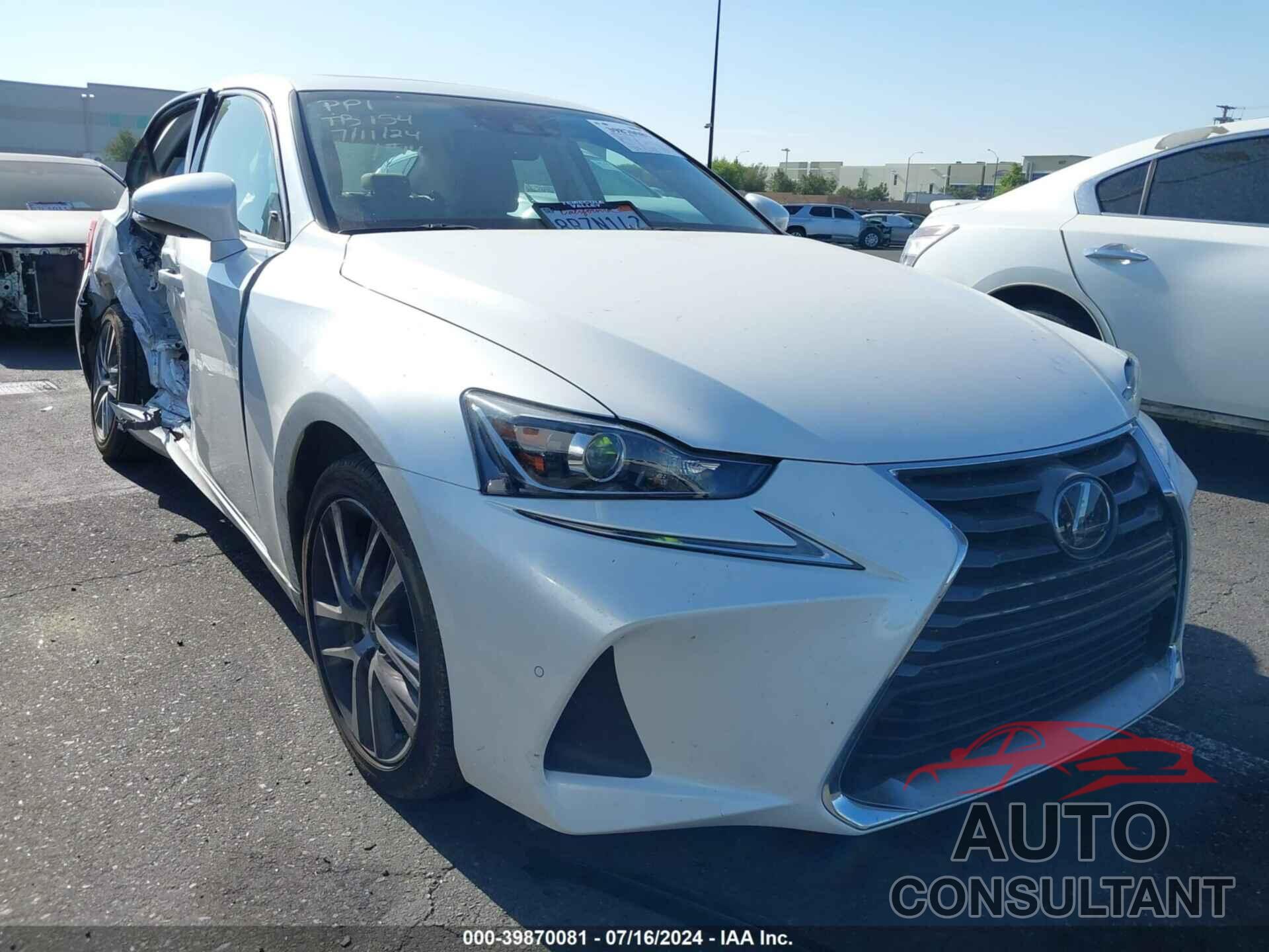 LEXUS IS 300 2020 - JTHDA1D20L5107457