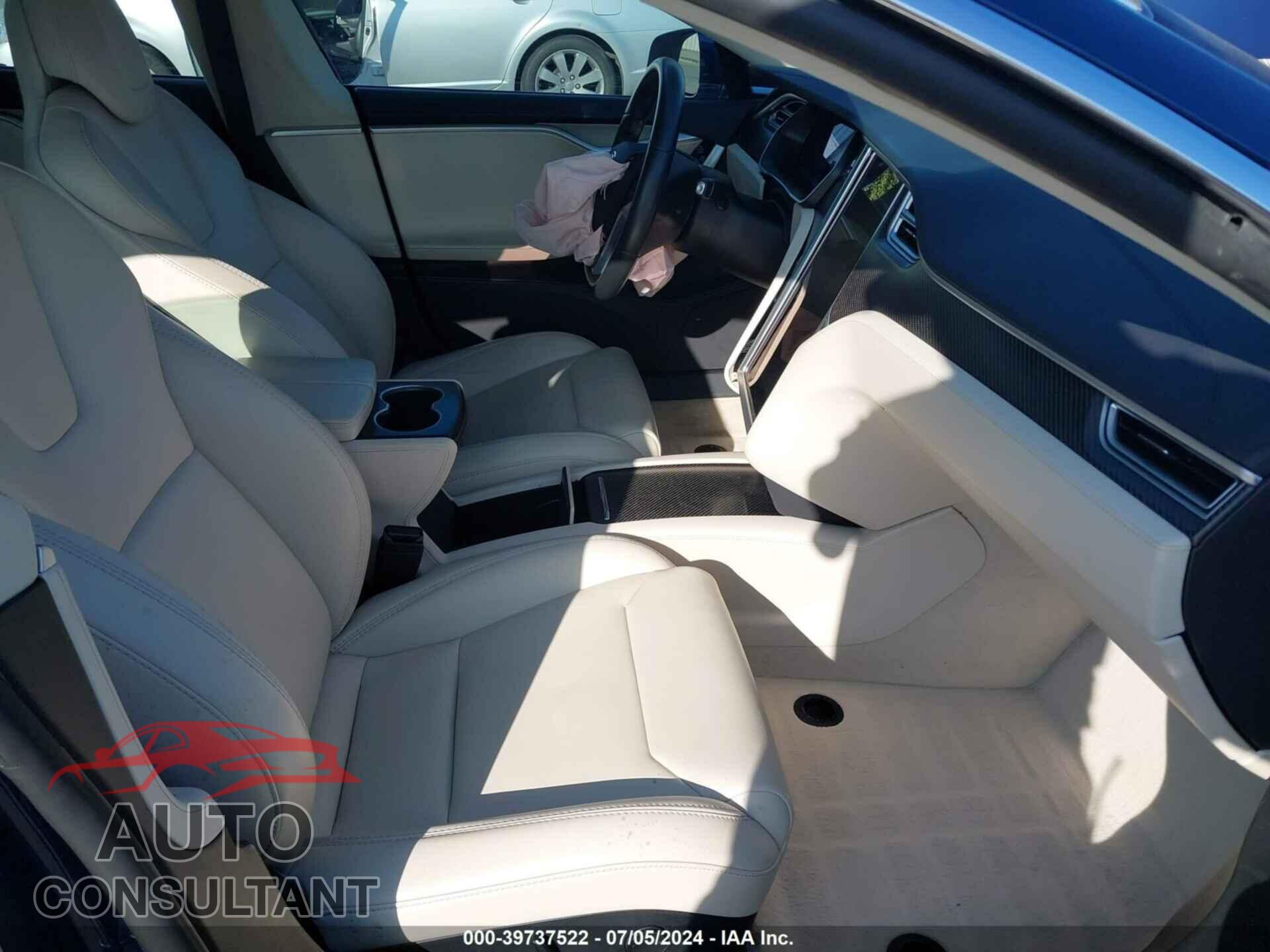 TESLA MODEL S 2018 - 5YJSA1E20JF246748