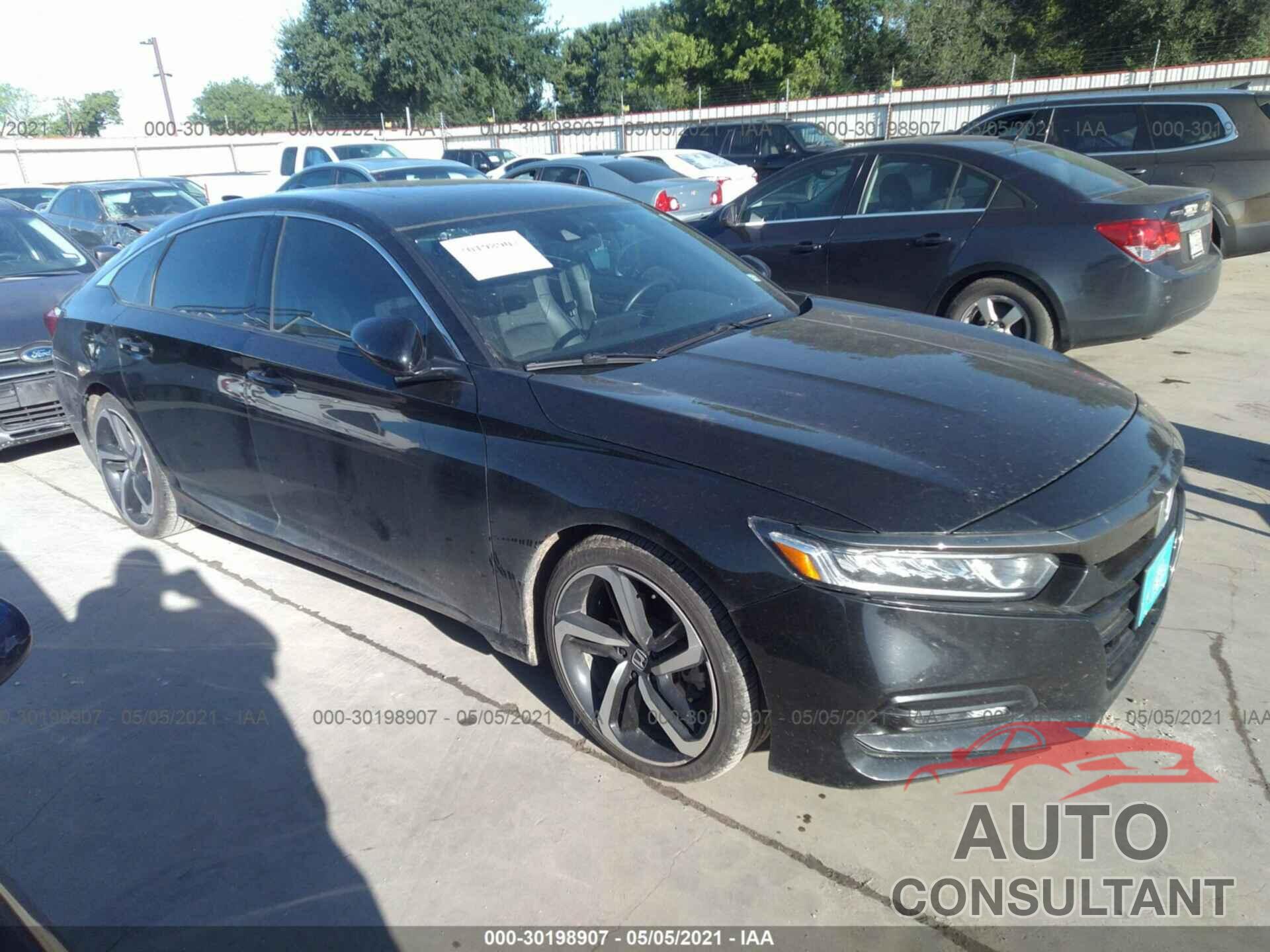 HONDA ACCORD SEDAN 2018 - 1HGCV2F31JA032030