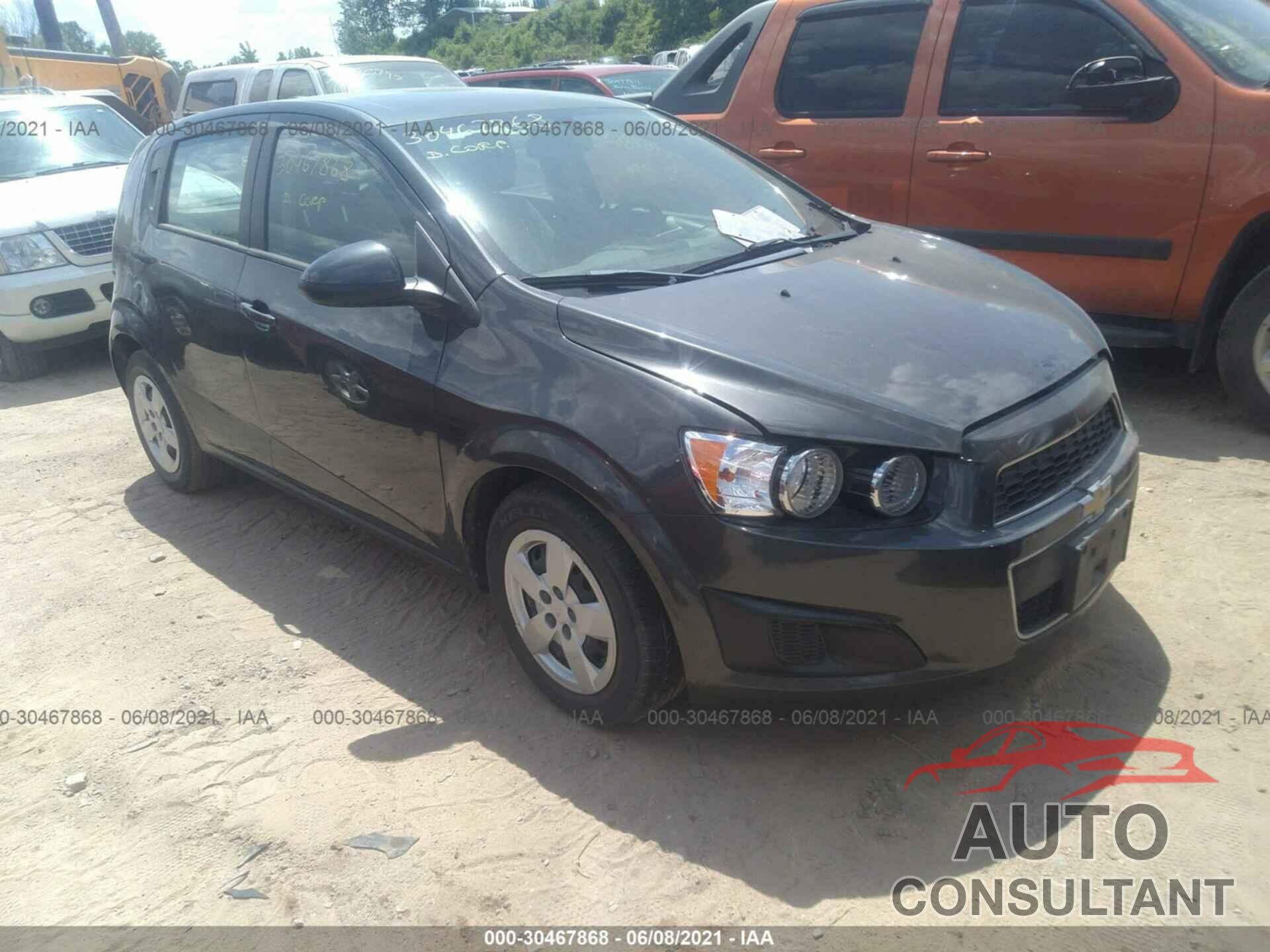 CHEVROLET SONIC 2016 - 1G1JA6SH9G4108278