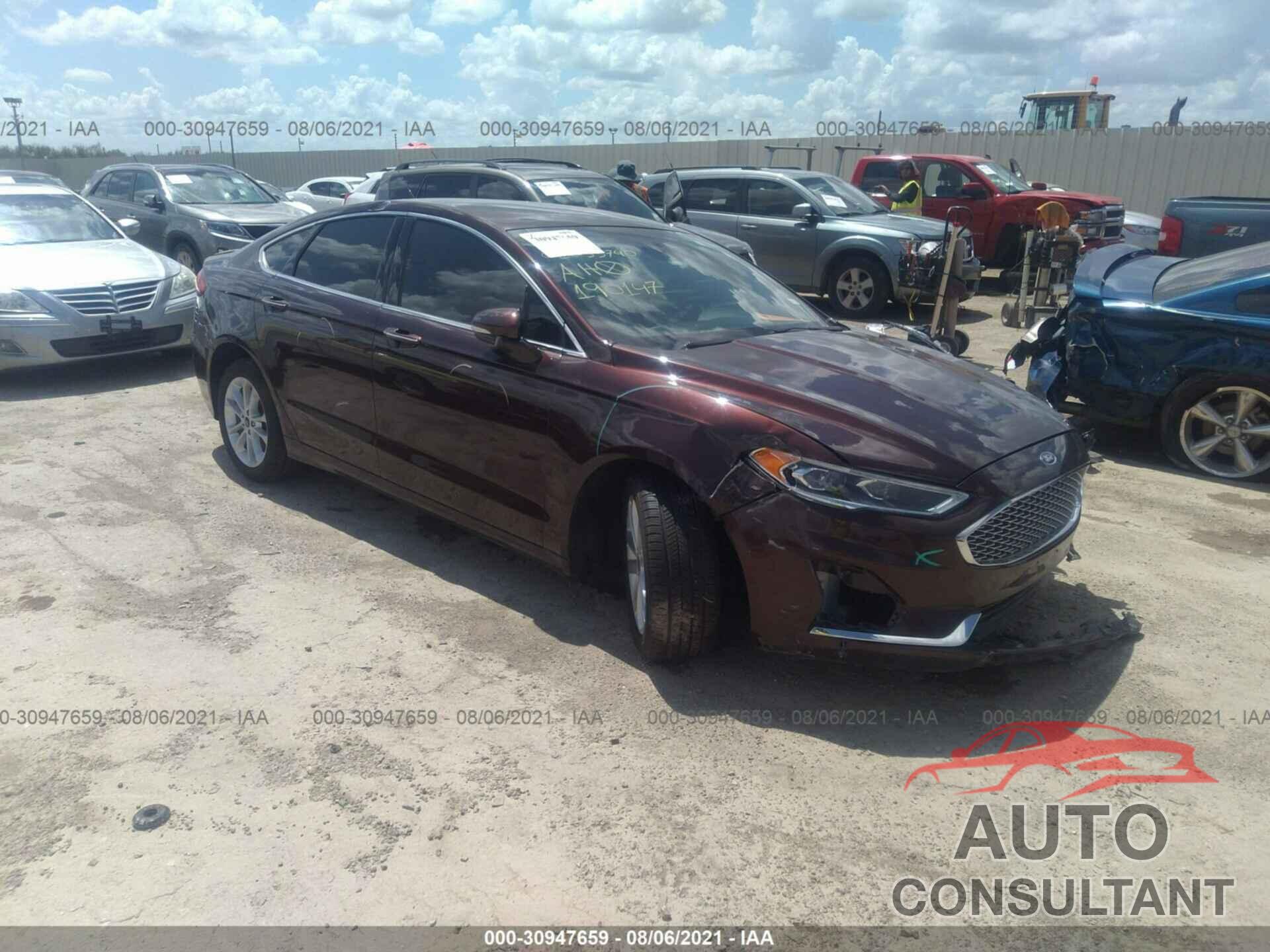 FORD FUSION ENERGI 2019 - 3FA6P0SU3KR190147