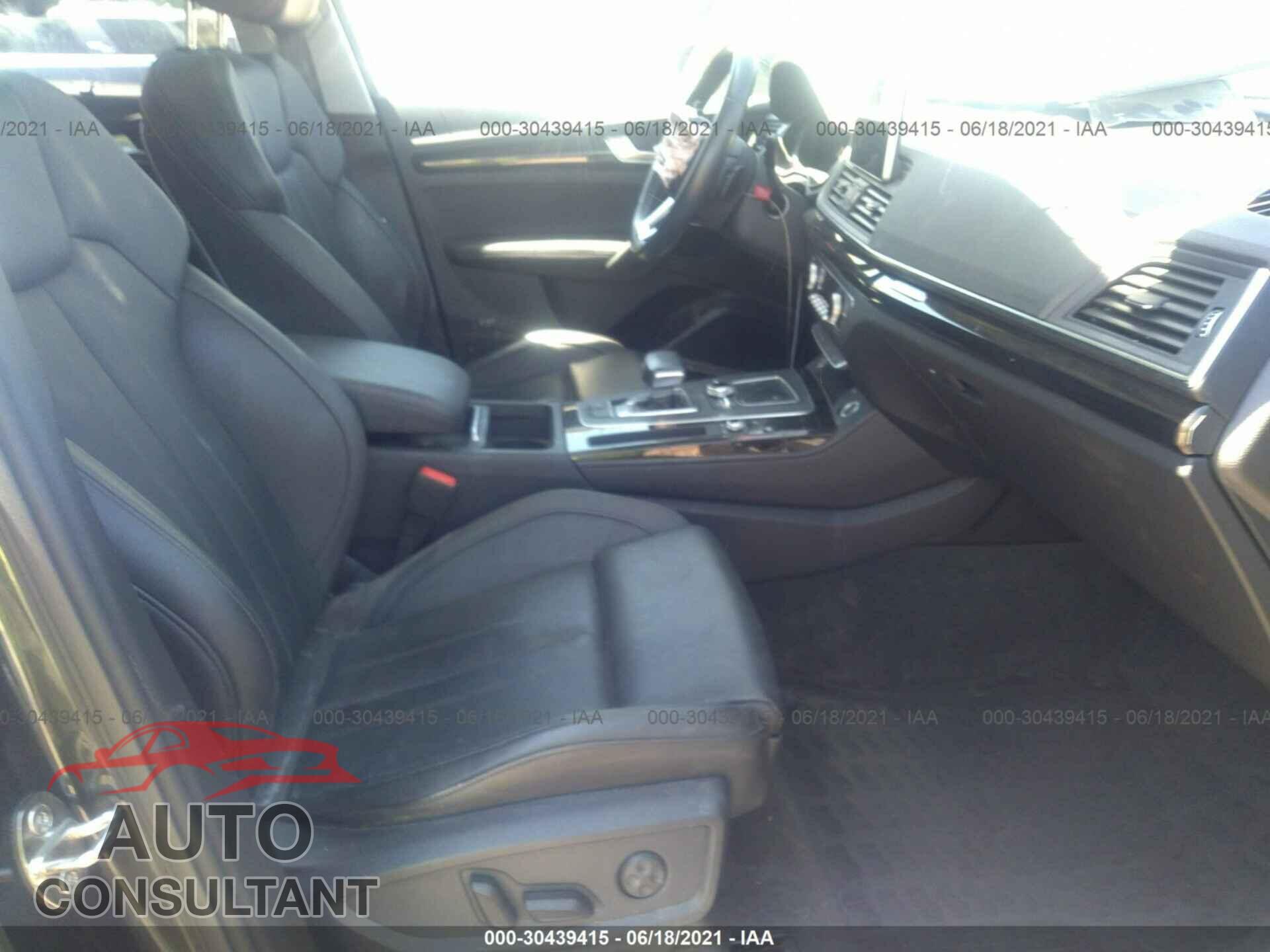 AUDI Q5 2018 - WA1CNBFY0J2118900