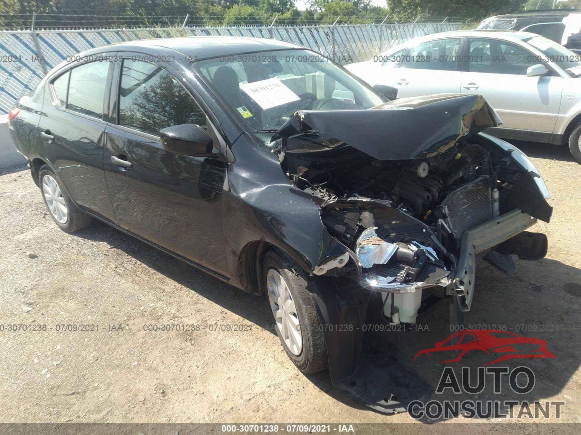 NISSAN VERSA 2016 - 3N1CN7AP1GL905575