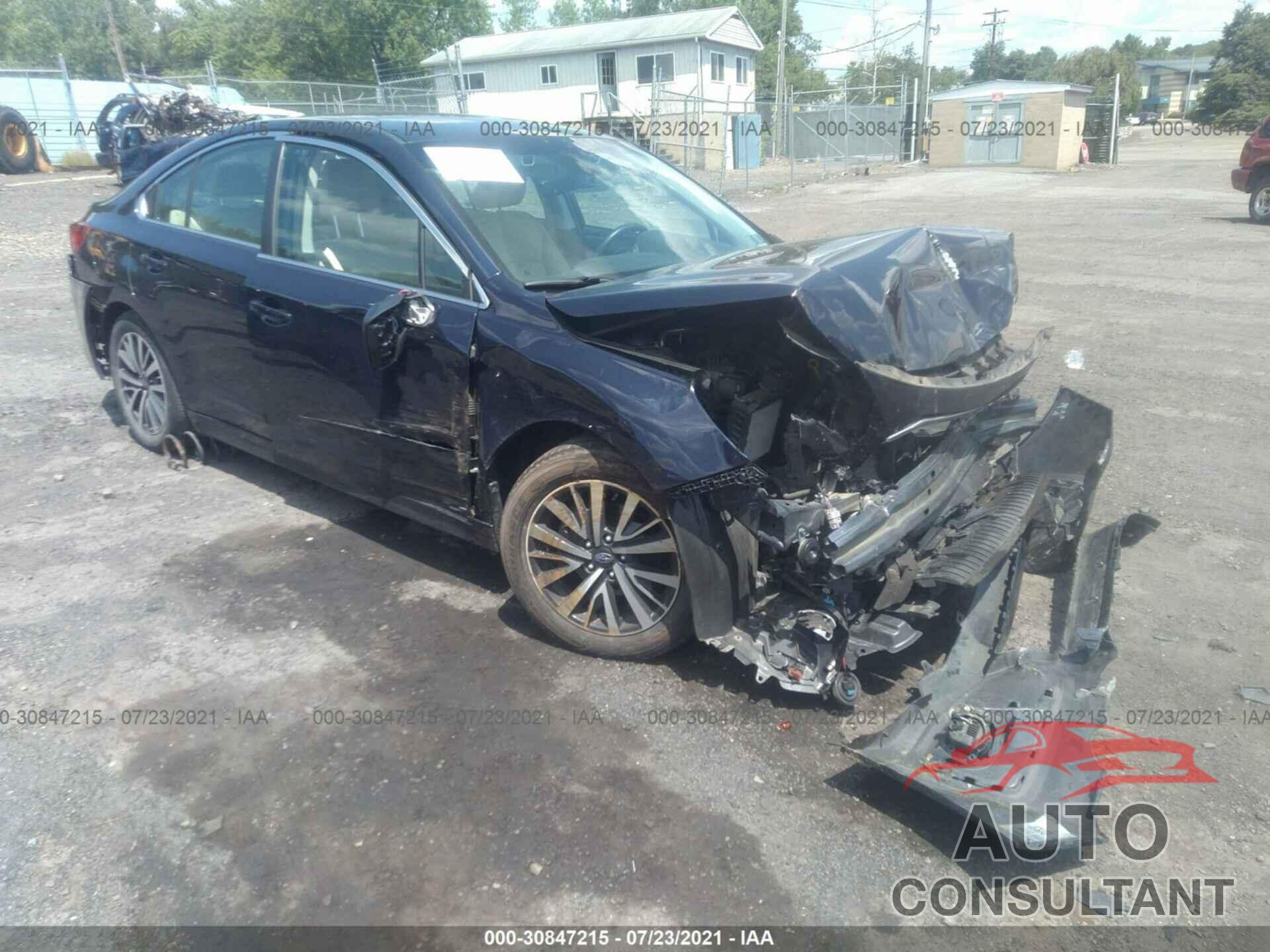 SUBARU LEGACY 2018 - 4S3BNAF63J3020741