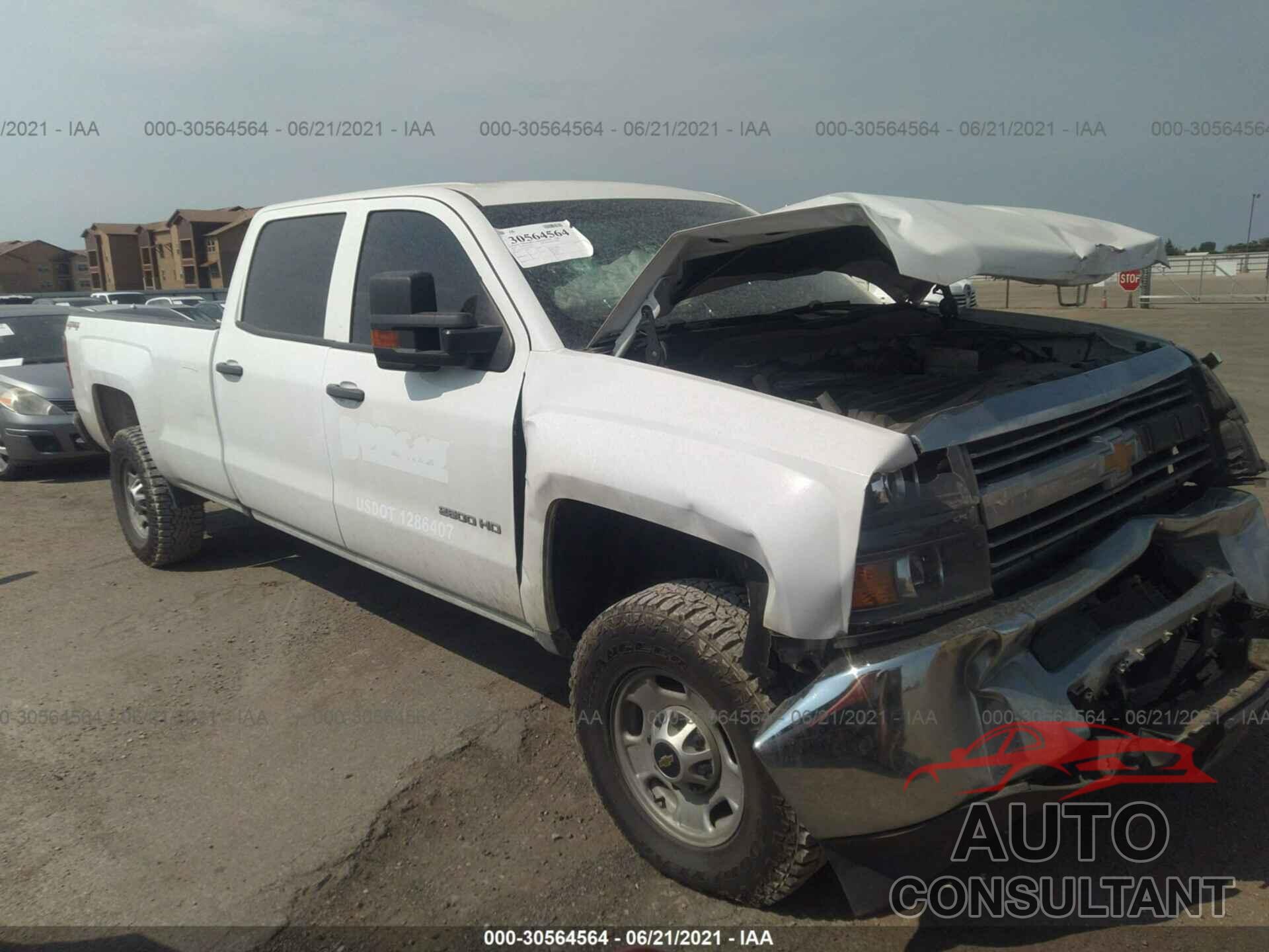 CHEVROLET SILVERADO 2500HD 2018 - 1GC1KUEG4JF203483