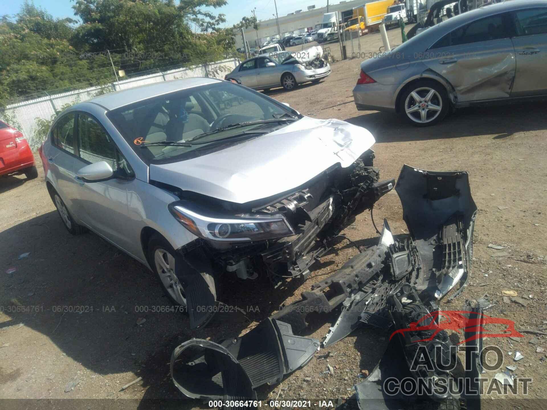 KIA FORTE 2017 - 3KPFK4A7XHE066047