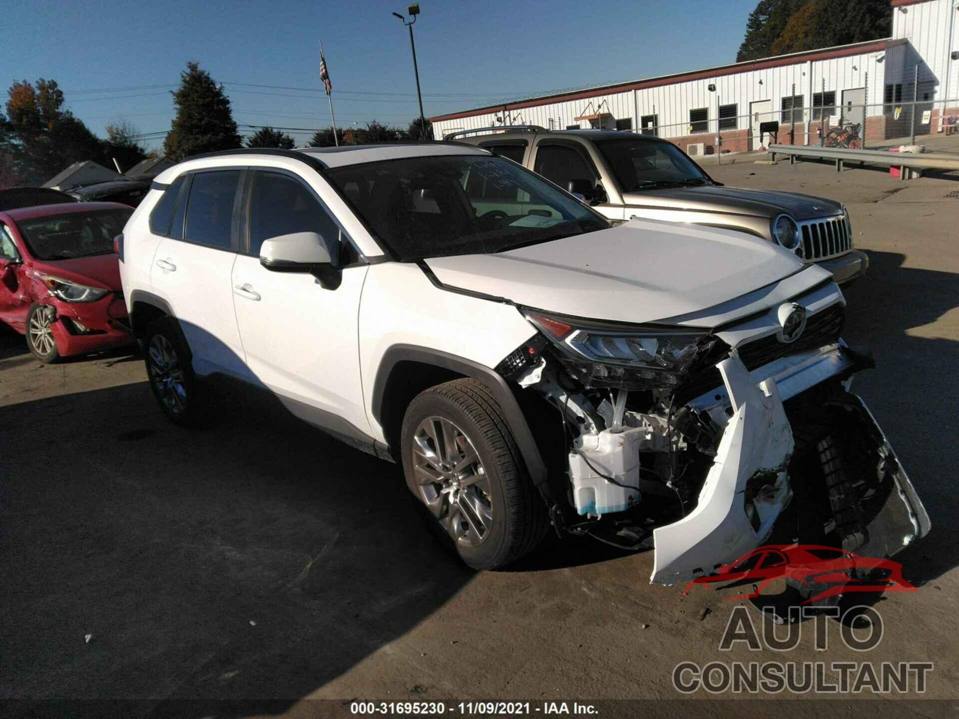 TOYOTA RAV4 2019 - 2T3C1RFV2KC018579