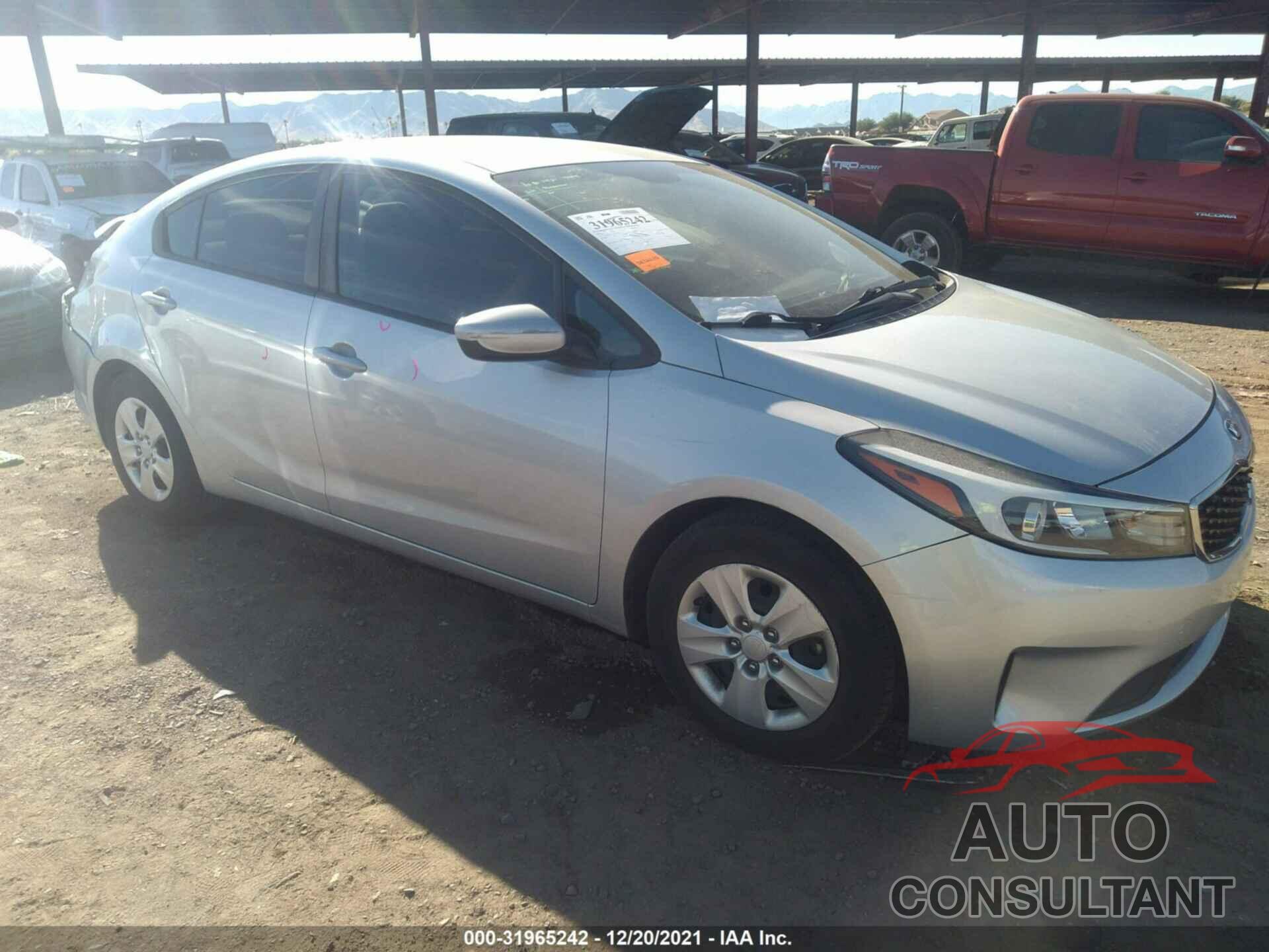 KIA FORTE 2018 - 3KPFK4A71JE203043