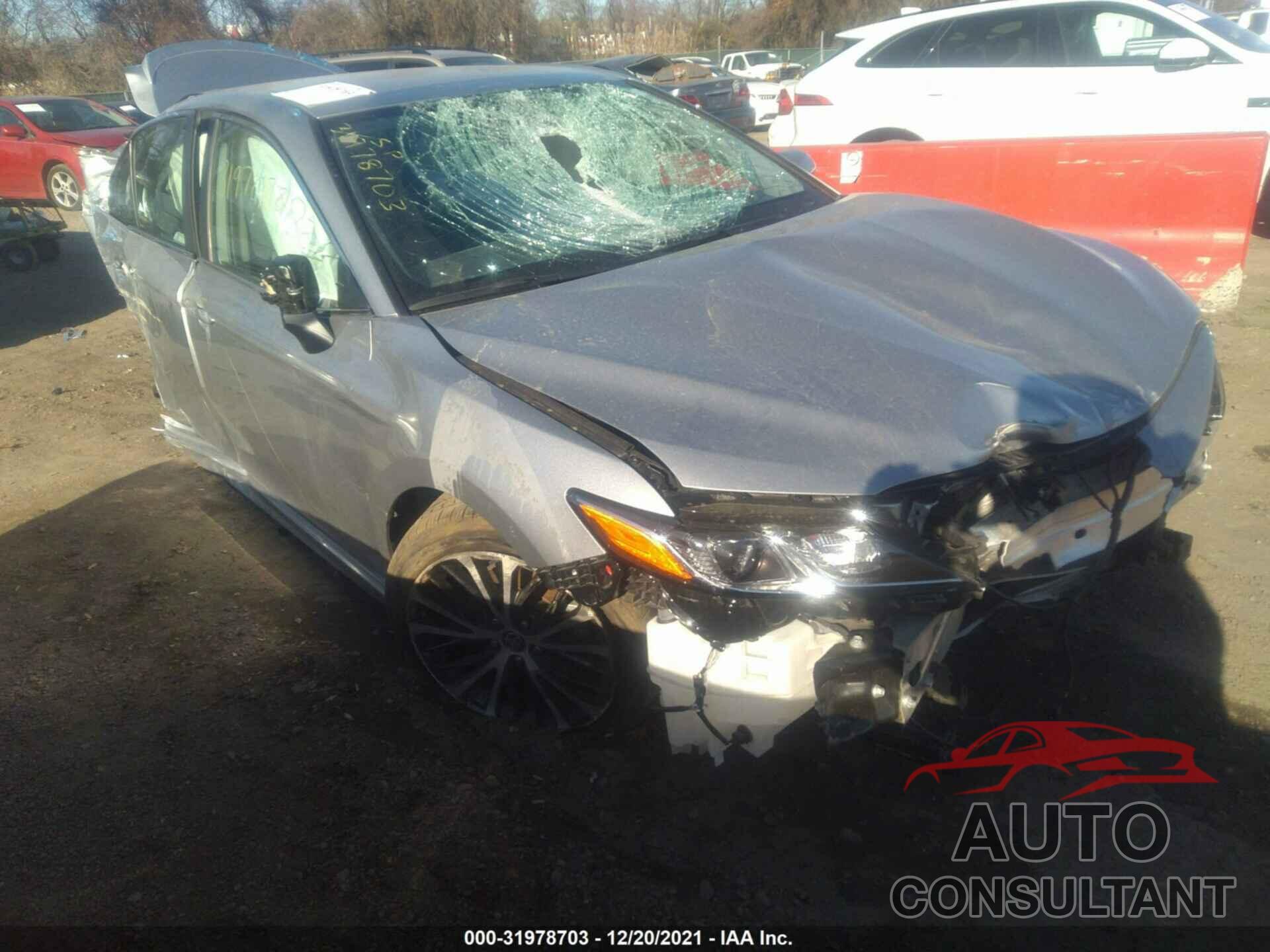 TOYOTA CAMRY 2020 - 4T1G11AK1LU970837