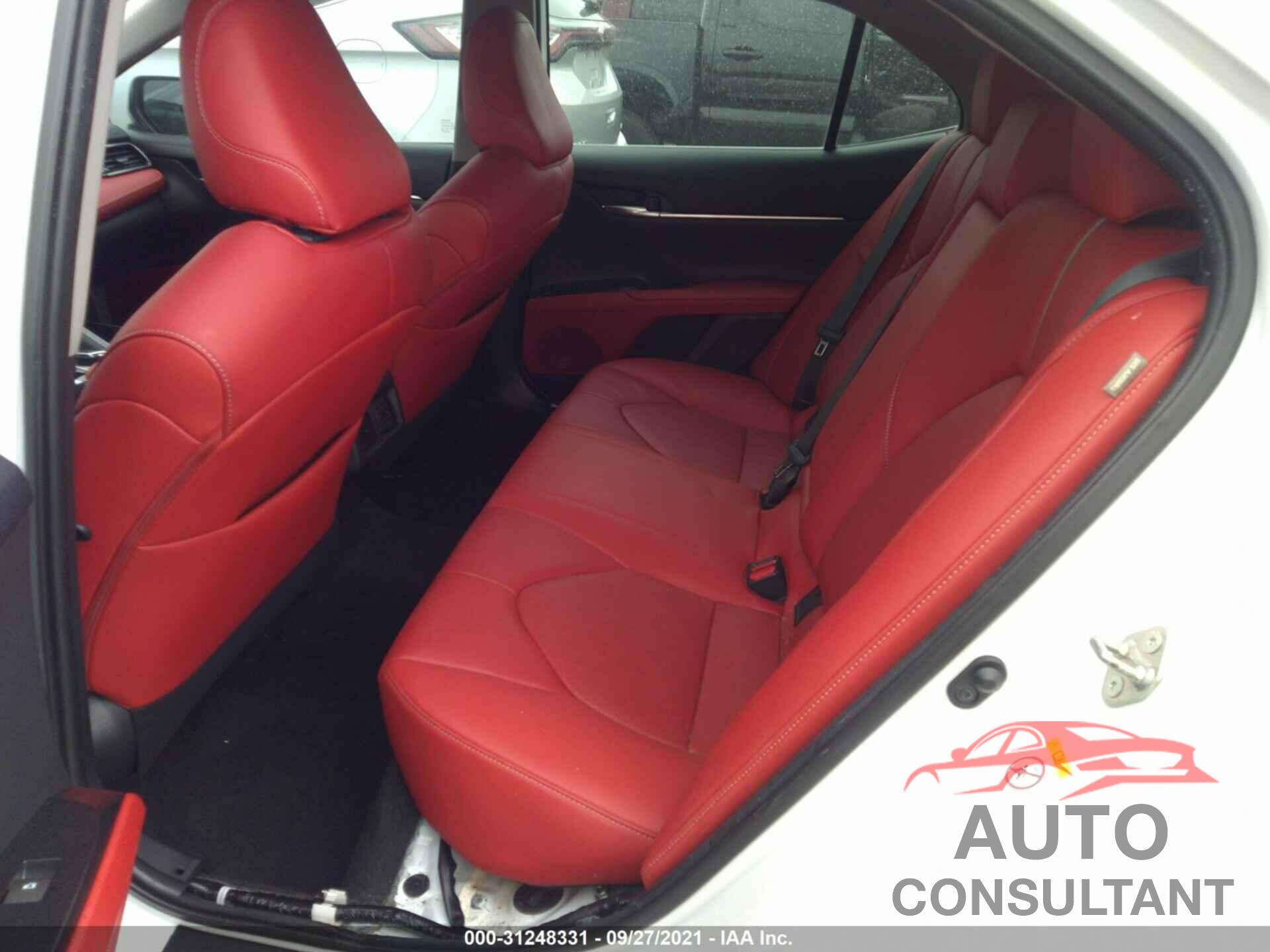 TOYOTA CAMRY 2019 - 4T1B61HK5KU741156