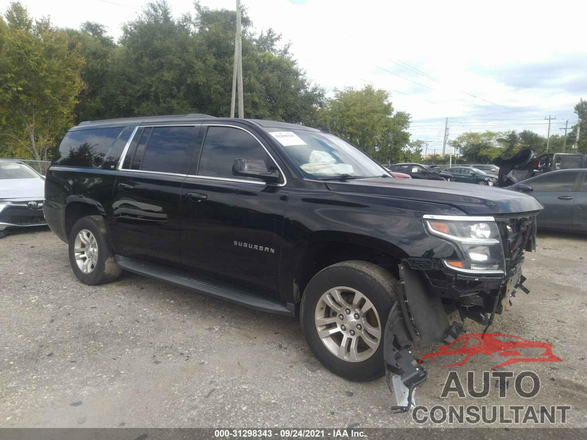 CHEVROLET SUBURBAN 2017 - 1GNSCHKC9HR144358