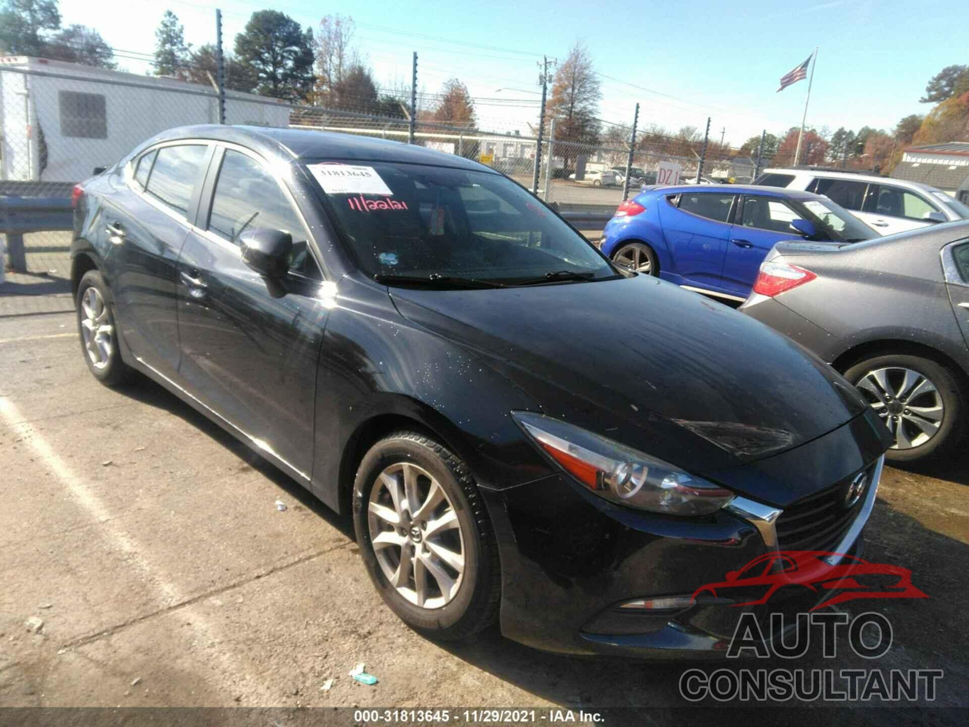MAZDA MAZDA3 4-DOOR 2017 - JM1BN1U70H1100869