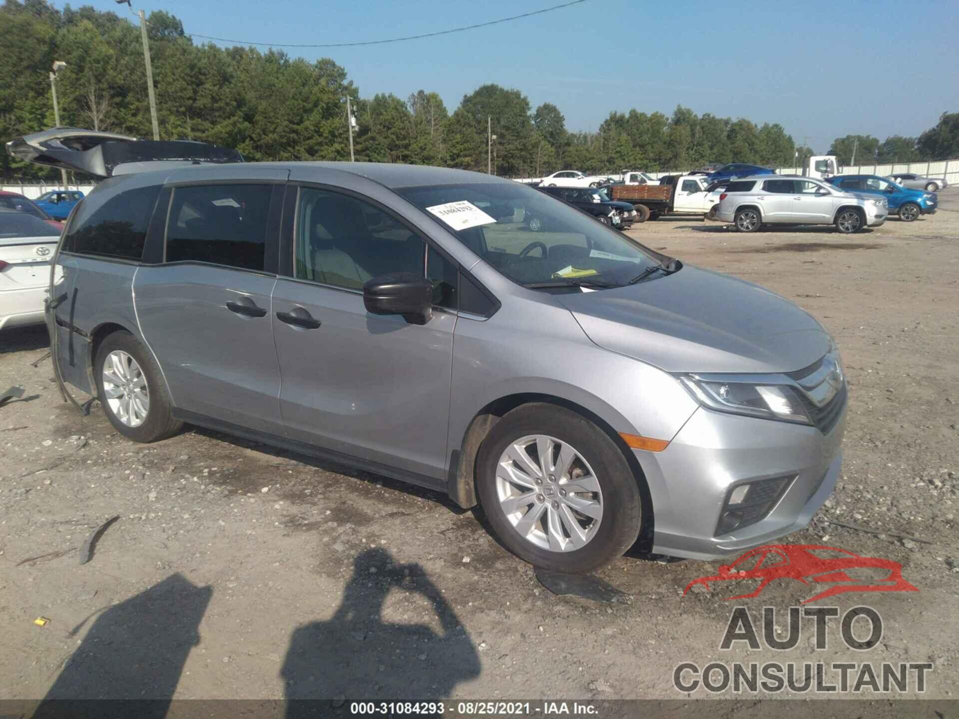 HONDA ODYSSEY 2018 - 5FNRL6H29JB073877