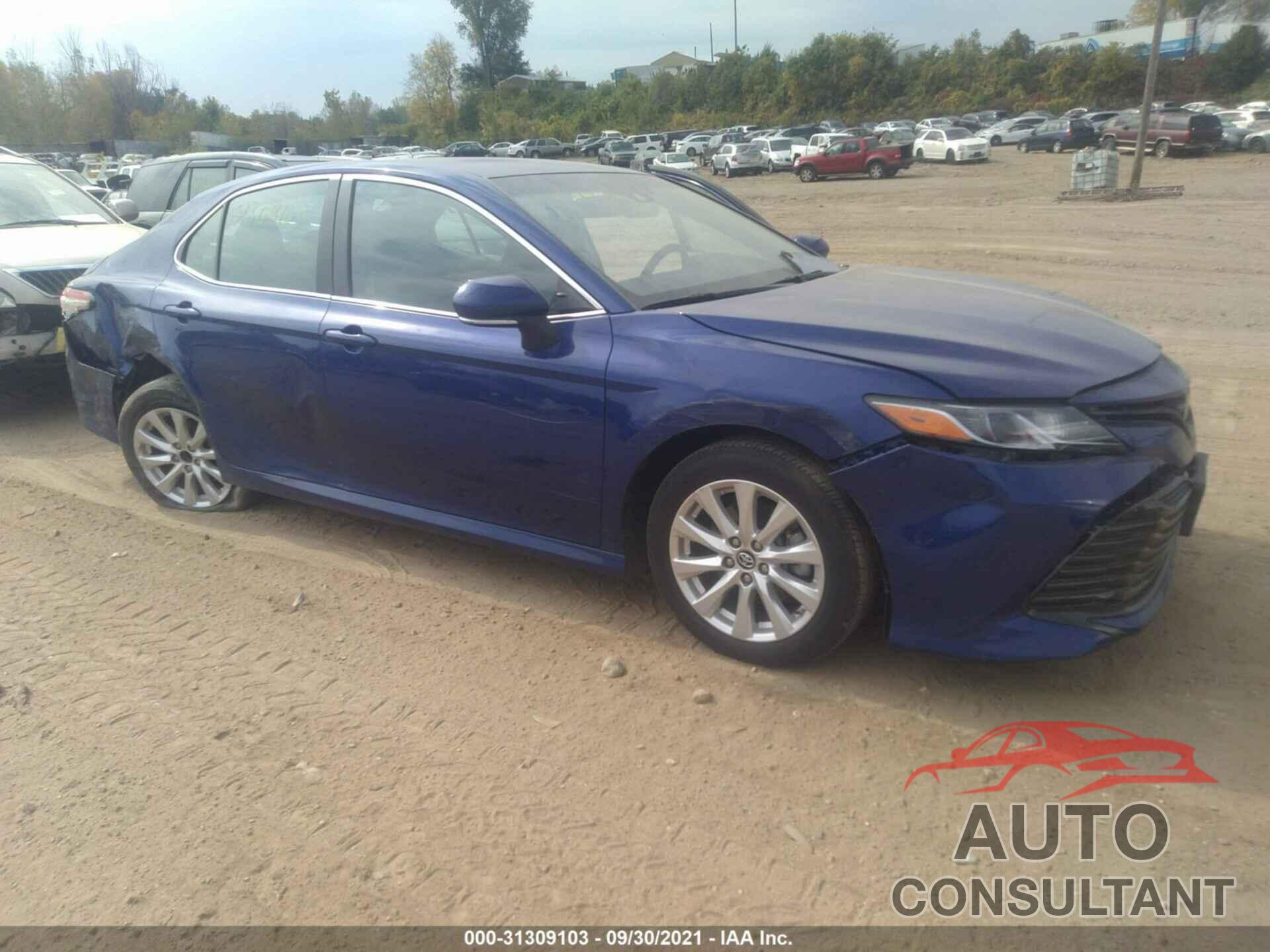 TOYOTA CAMRY 2018 - 4T1B11HKXJU517751