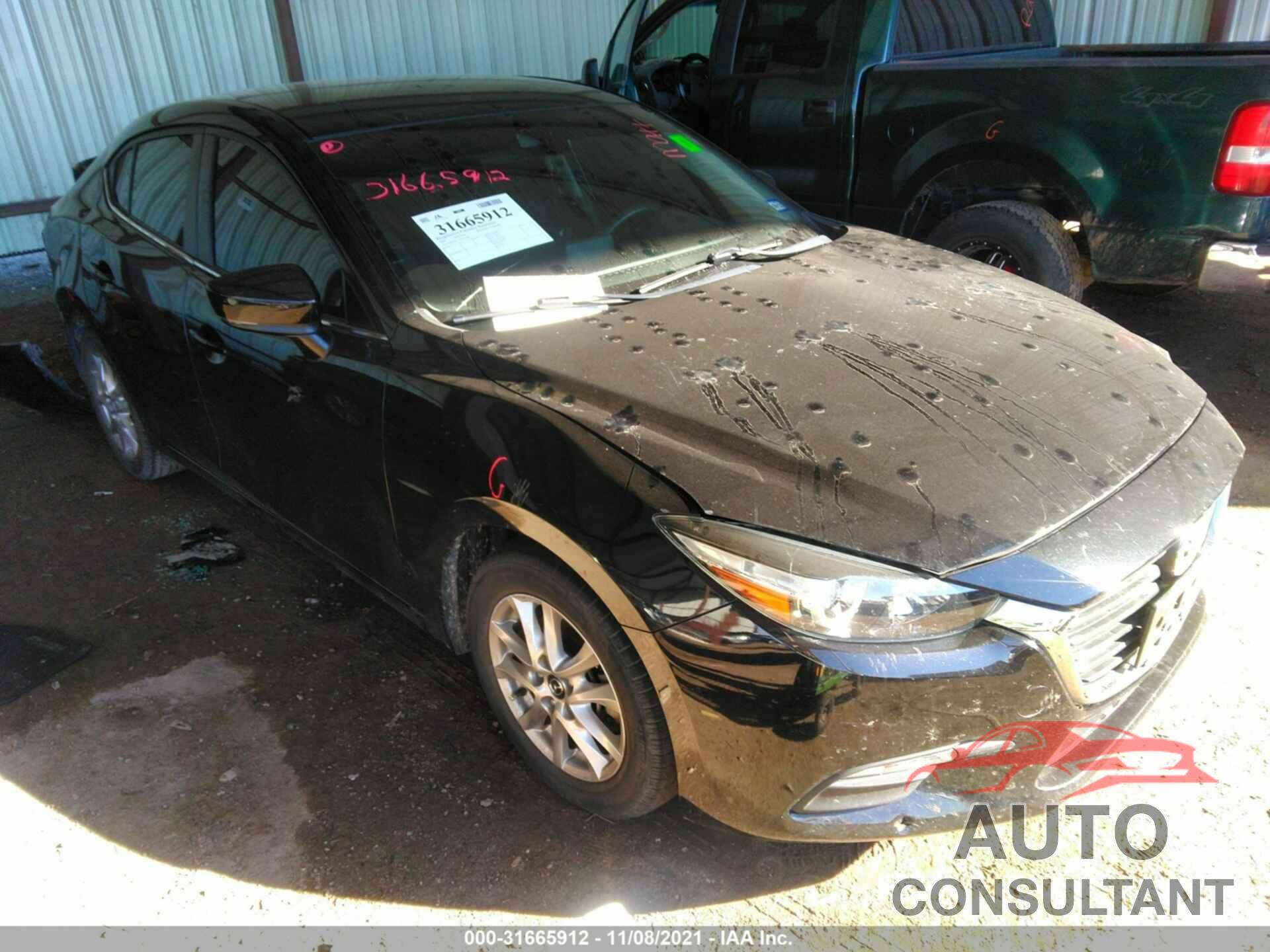 MAZDA MAZDA3 4-DOOR 2018 - 3MZBN1U76JM229186