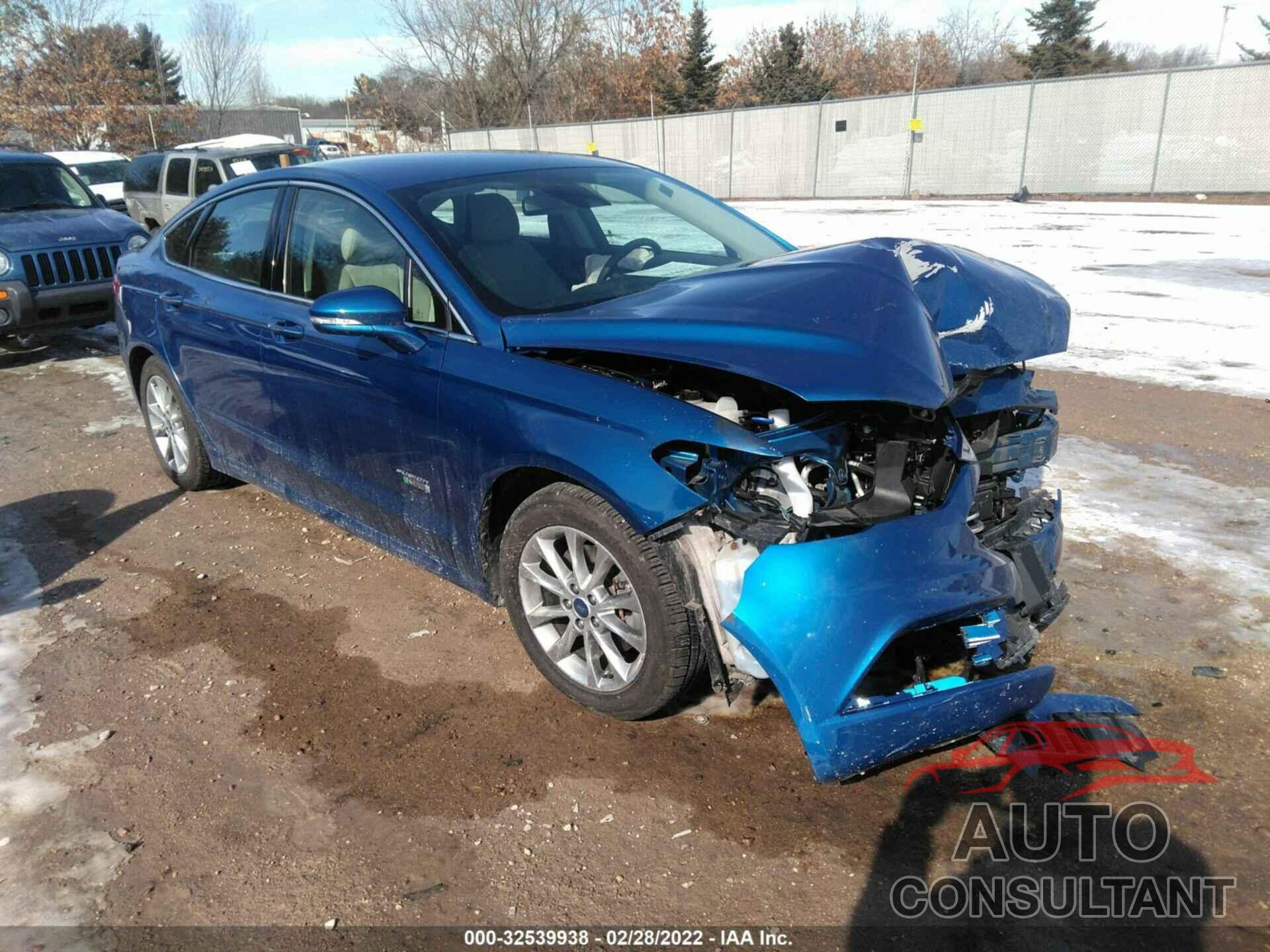 FORD FUSION ENERGI 2018 - 3FA6P0SU0JR190489