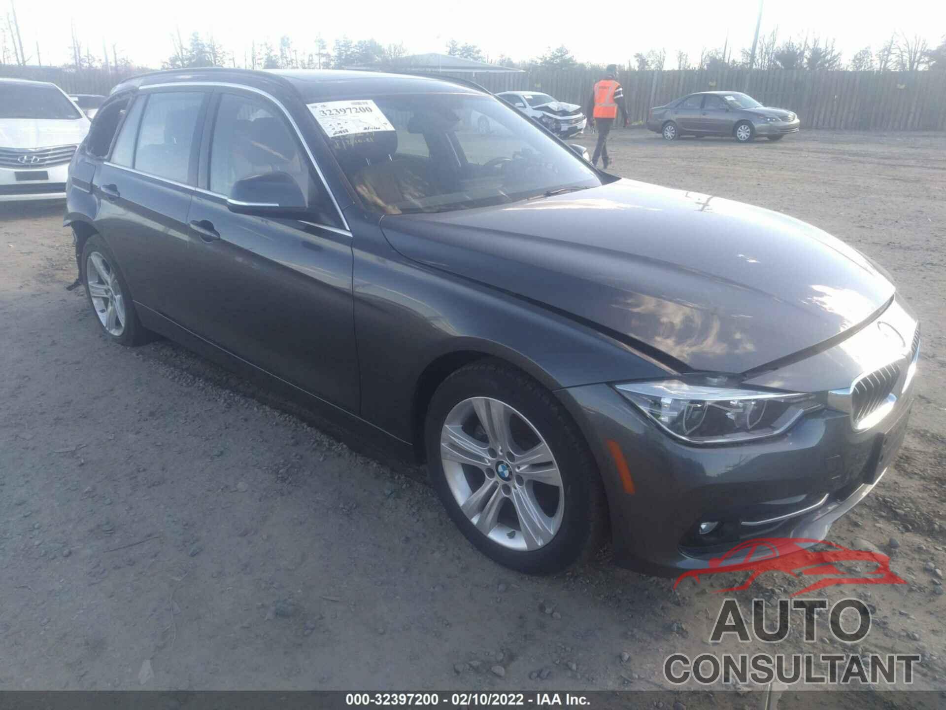 BMW 3 SERIES 2017 - WBA8J1C33HA018829