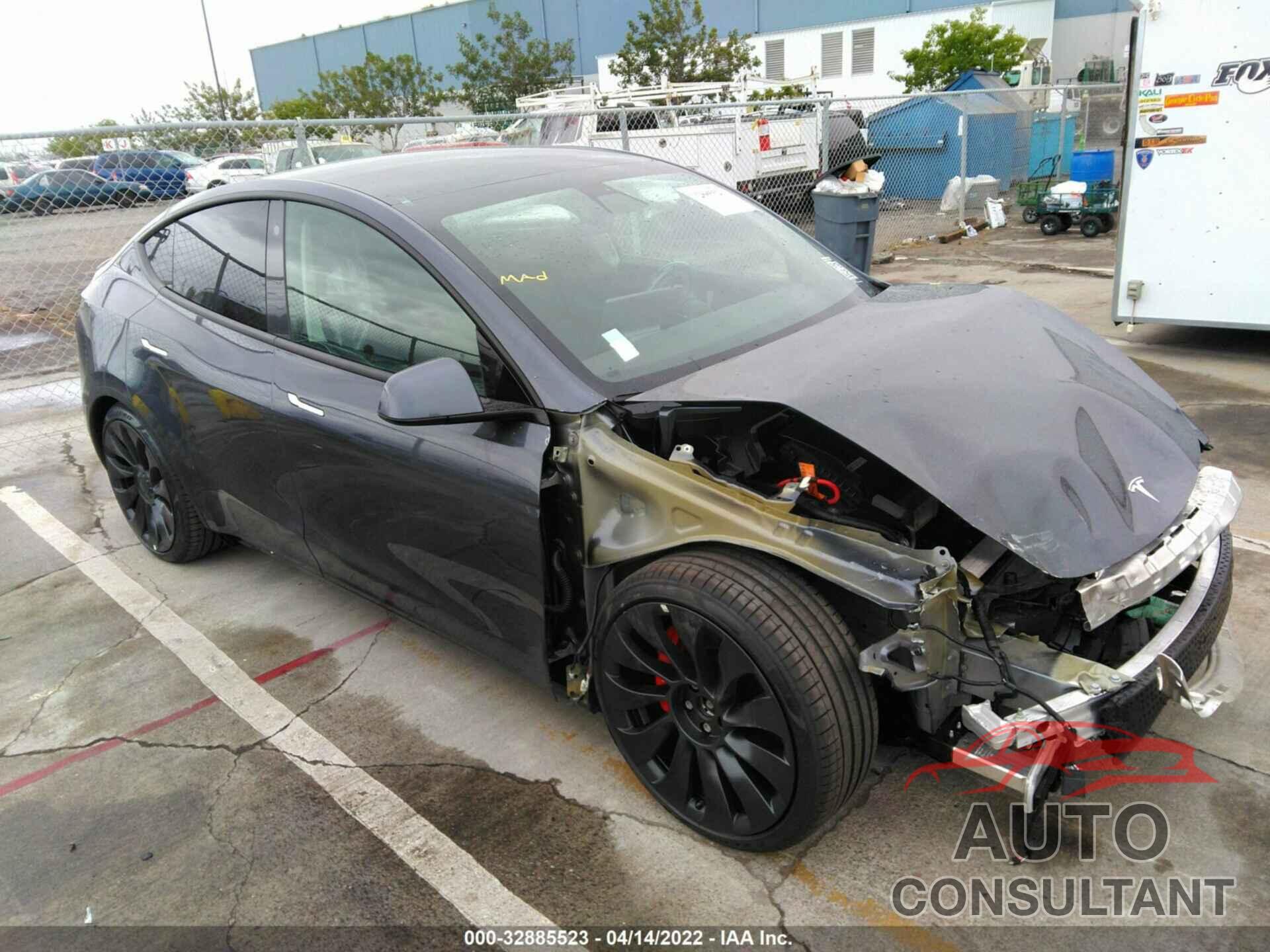 TESLA MODEL Y 2022 - 7SAYGDEF9NF379675