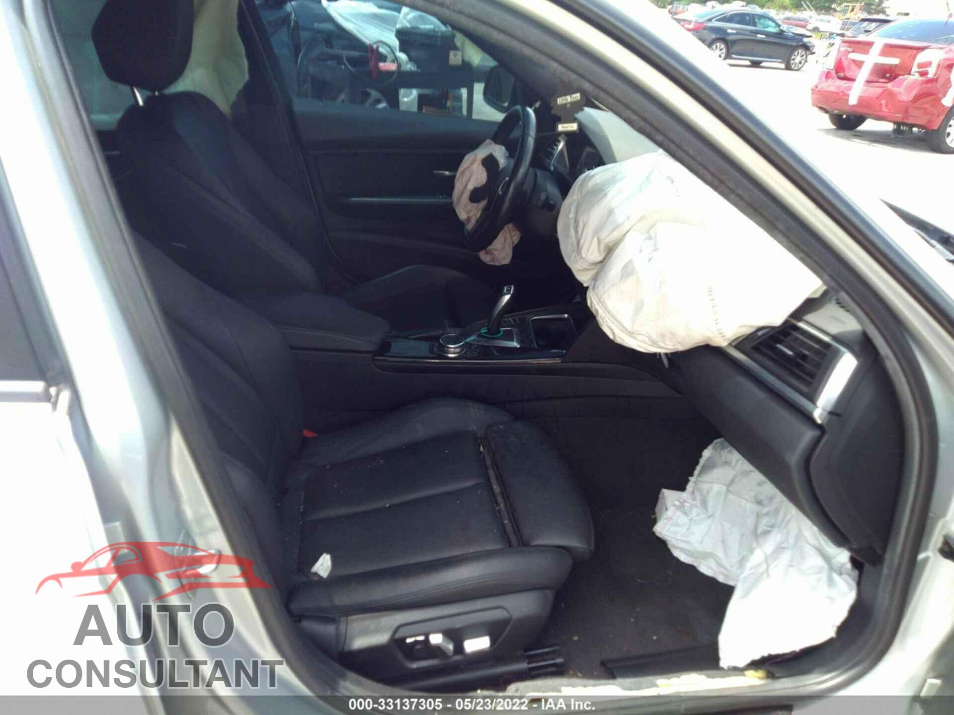 BMW 3 SERIES 2016 - WBA8E1G54GNU11570