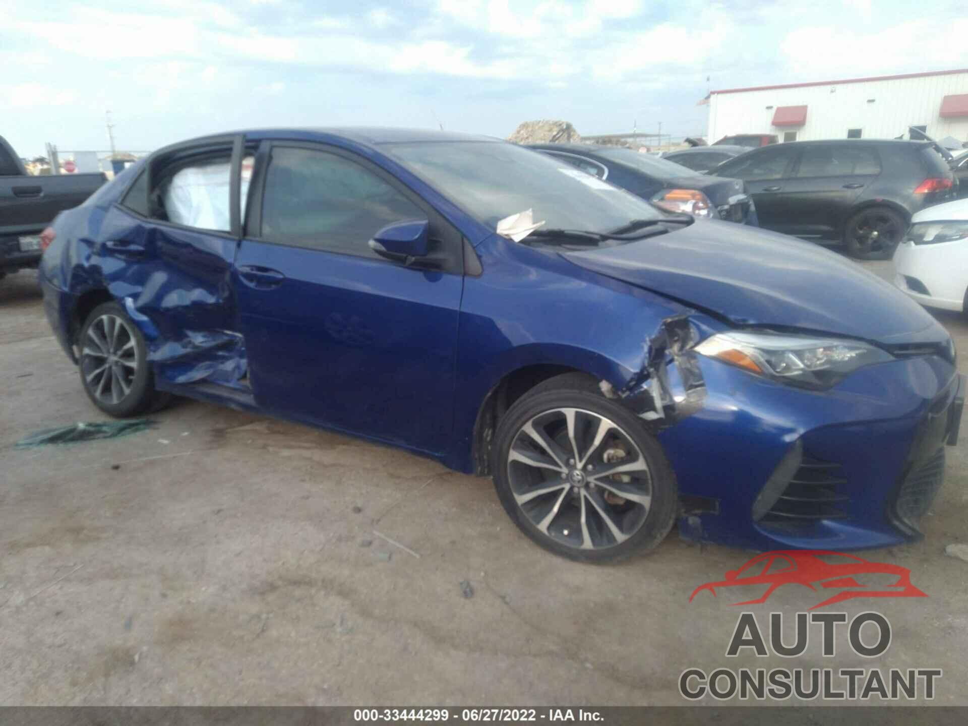 TOYOTA COROLLA 2018 - 5YFBURHE0JP812830