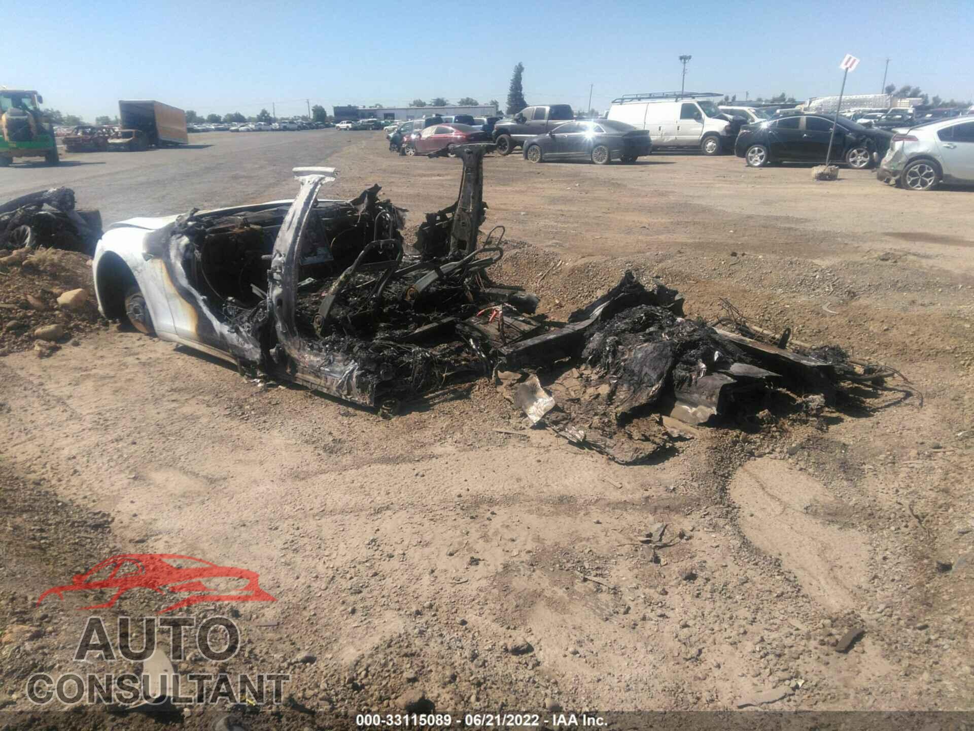 TESLA MODEL S 2016 - 5YJSA1E11GF157075
