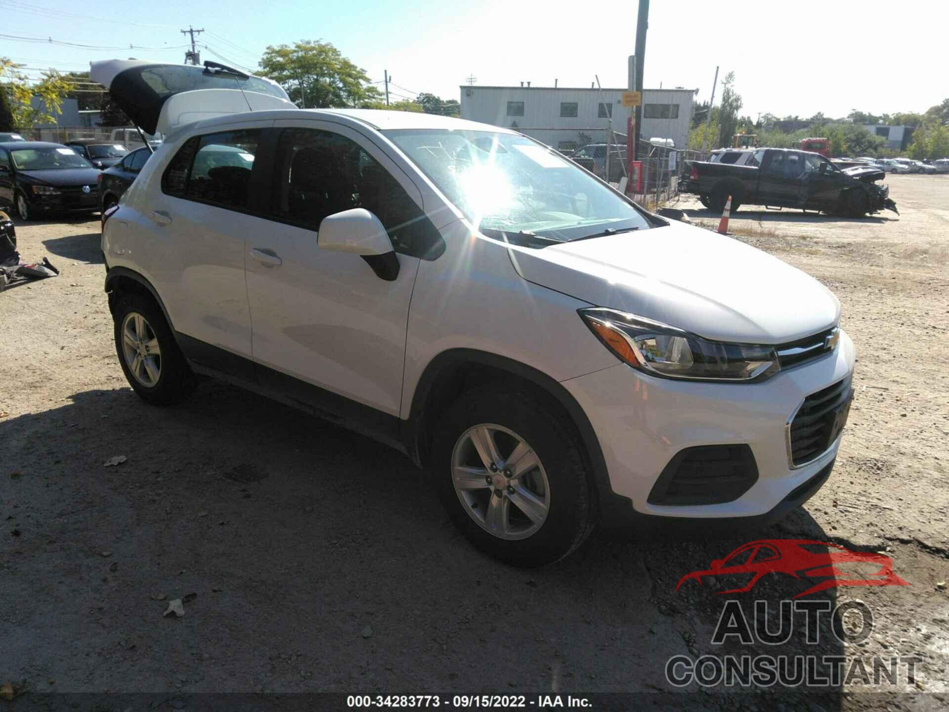 CHEVROLET TRAX 2018 - 3GNCJNSB7JL206031