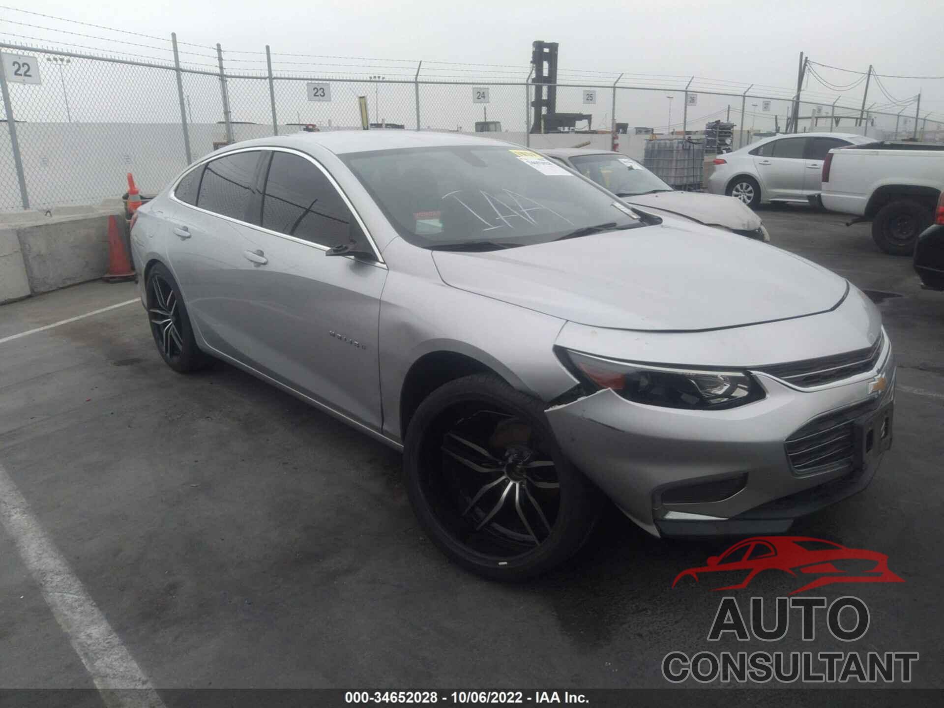 CHEVROLET MALIBU 2017 - 1G1ZE5ST6HF200976