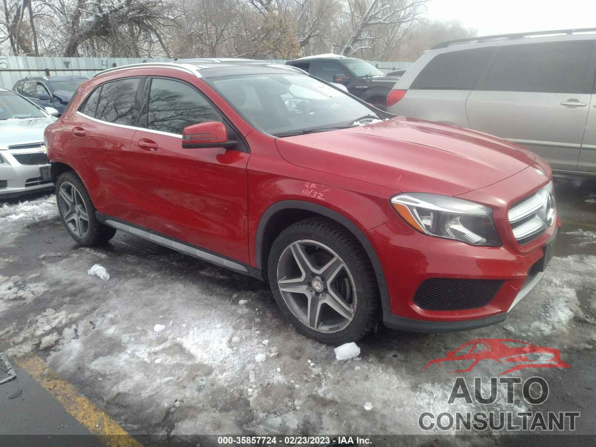 MERCEDES-BENZ GLA-CLASS 2015 - WDCTG4GB0FJ055603