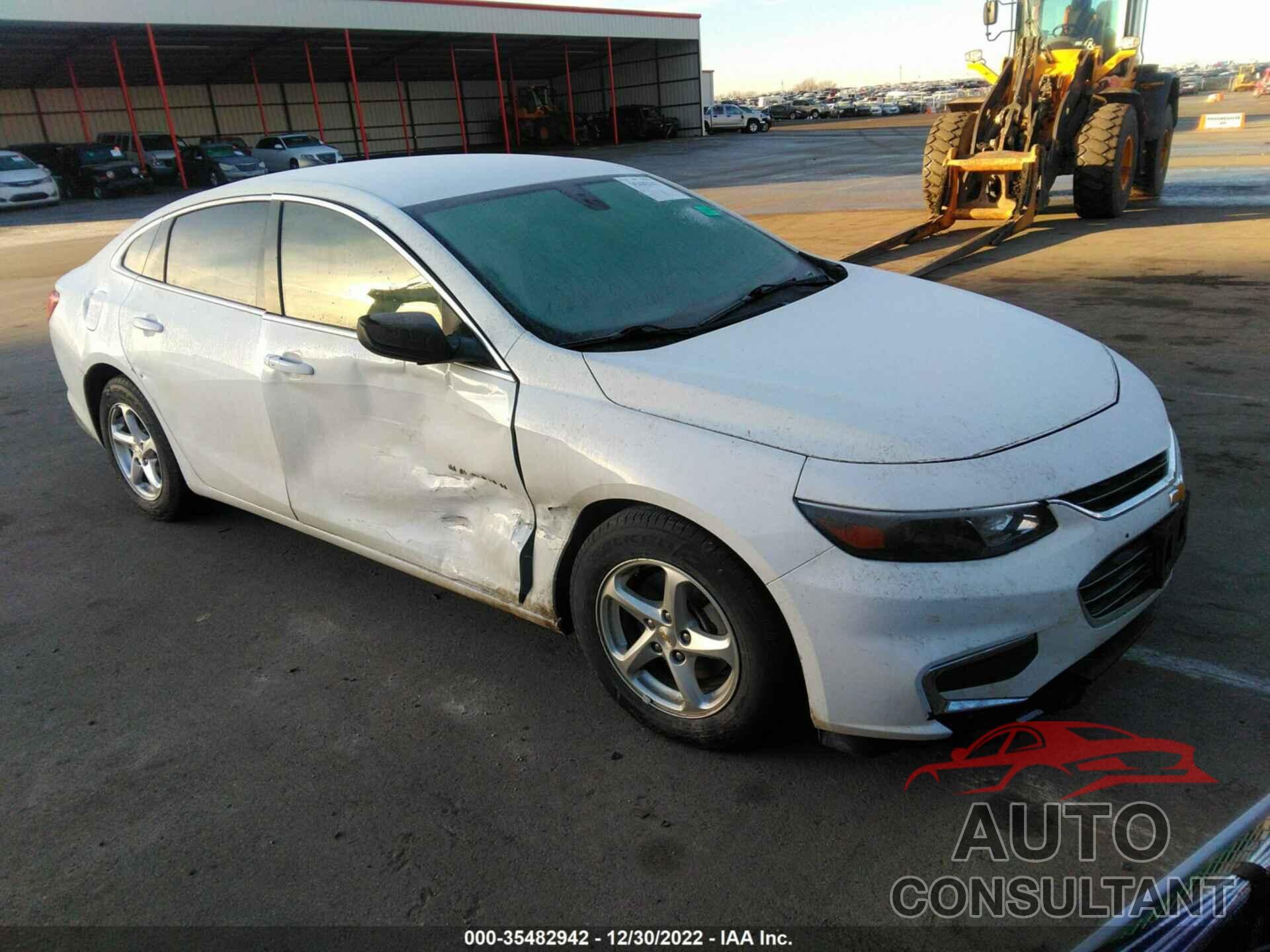 CHEVROLET MALIBU 2018 - 1G1ZB5ST1JF243362