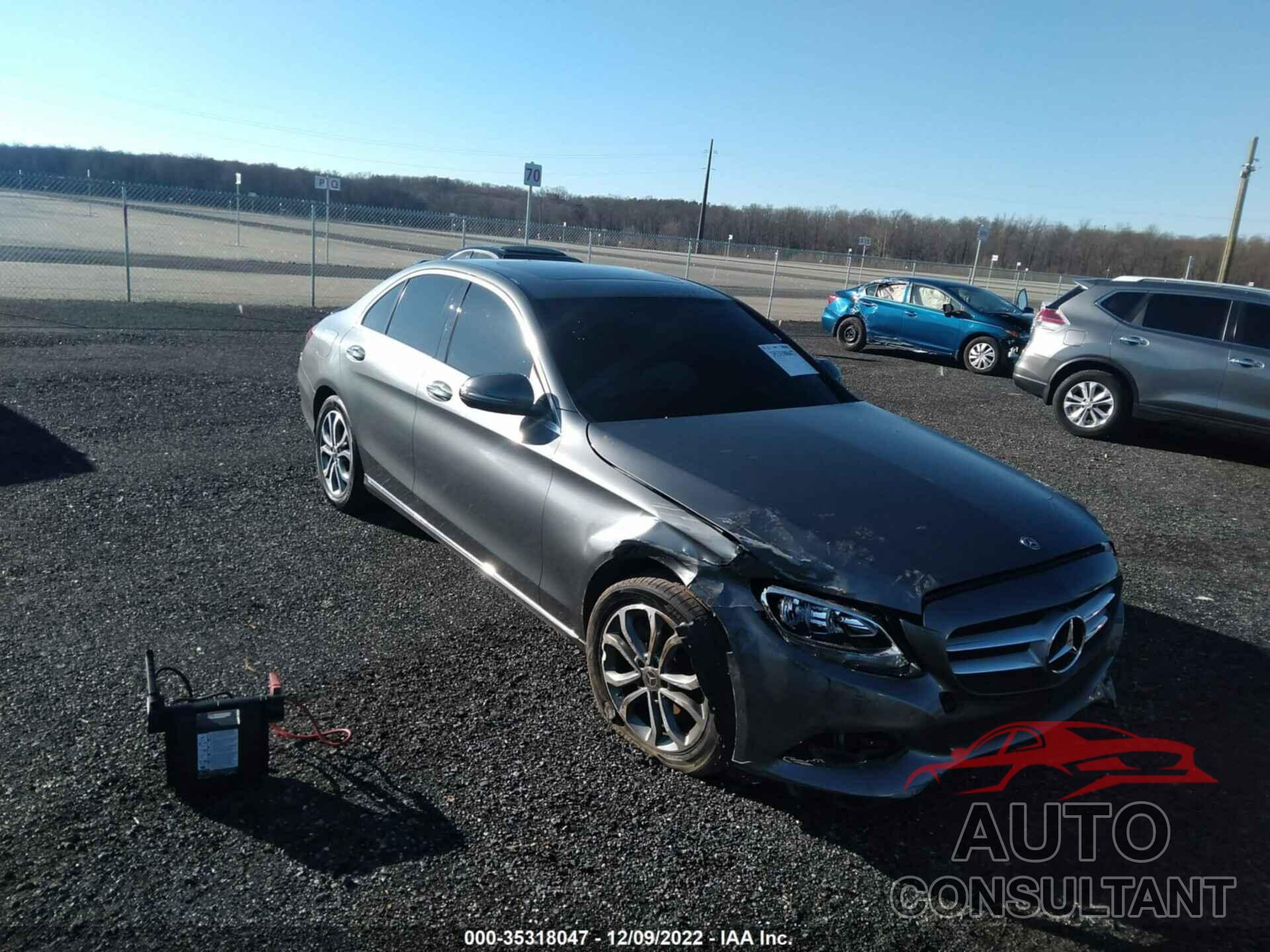 MERCEDES-BENZ C-CLASS 2018 - 55SWF4KB7JU256488