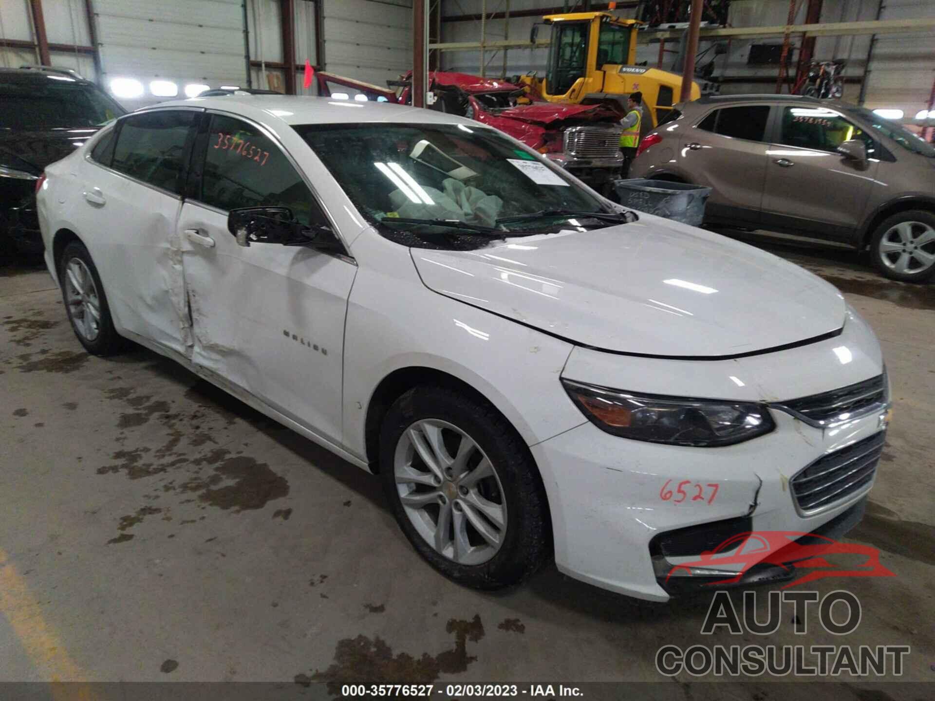CHEVROLET MALIBU 2018 - 1G1ZD5ST9JF237383