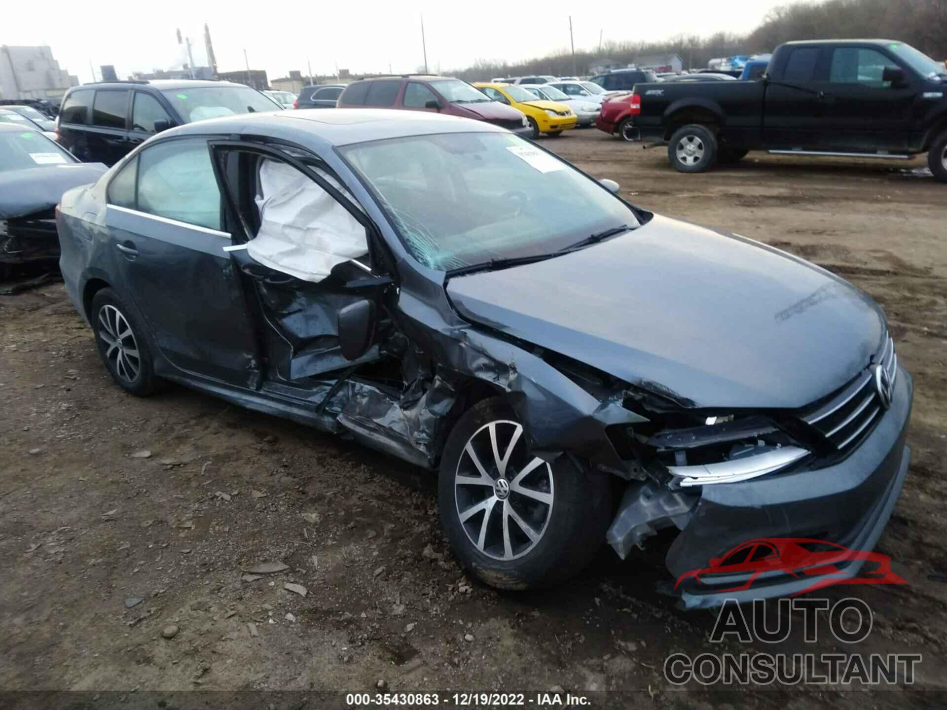 VOLKSWAGEN JETTA 2017 - 3VWDB7AJ9HM222022