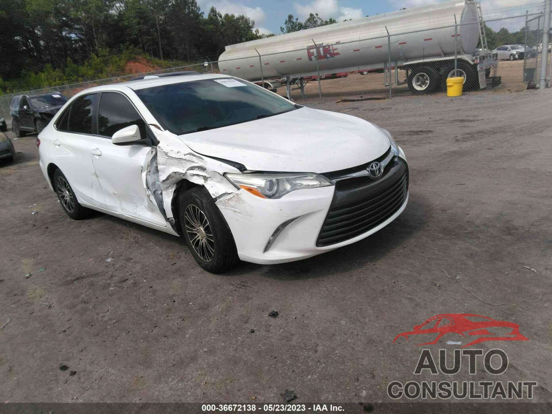 TOYOTA CAMRY 2016 - 4T4BF1FK5GR568450
