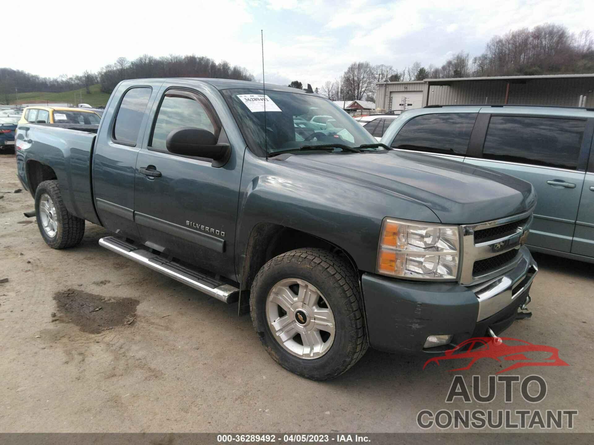 CHEVROLET SILVERADO 1500 2010 - 1GCSKSE32AZ142672